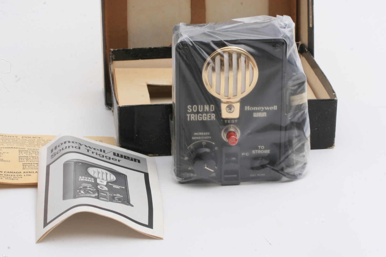 Honeywell WEIN Sound Trigger for Electronic Flash Vintage w/ original packaging