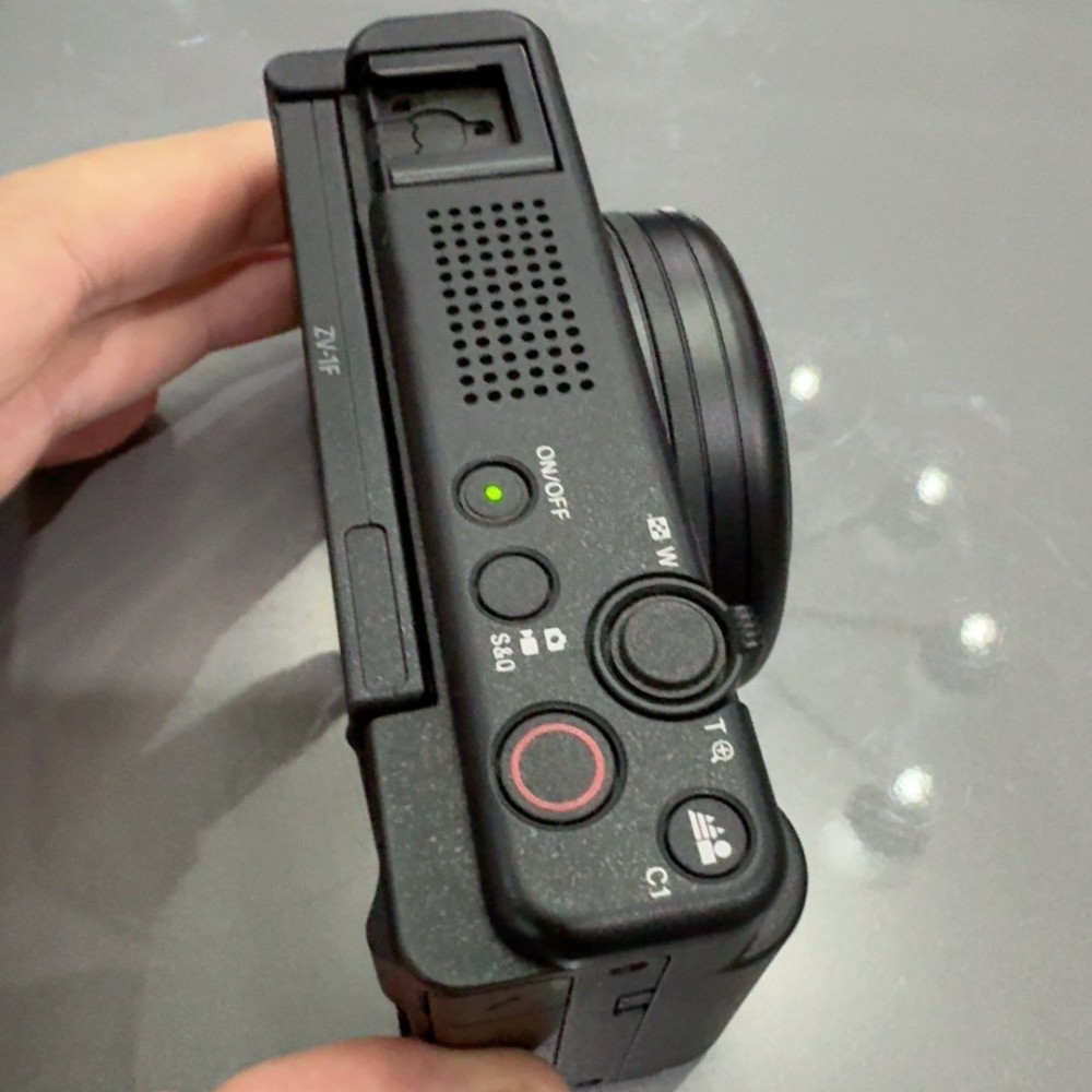 Sony ZV-1F Camera 4K Video Vlog for Content Creators and Video Recorders Wi-Fi