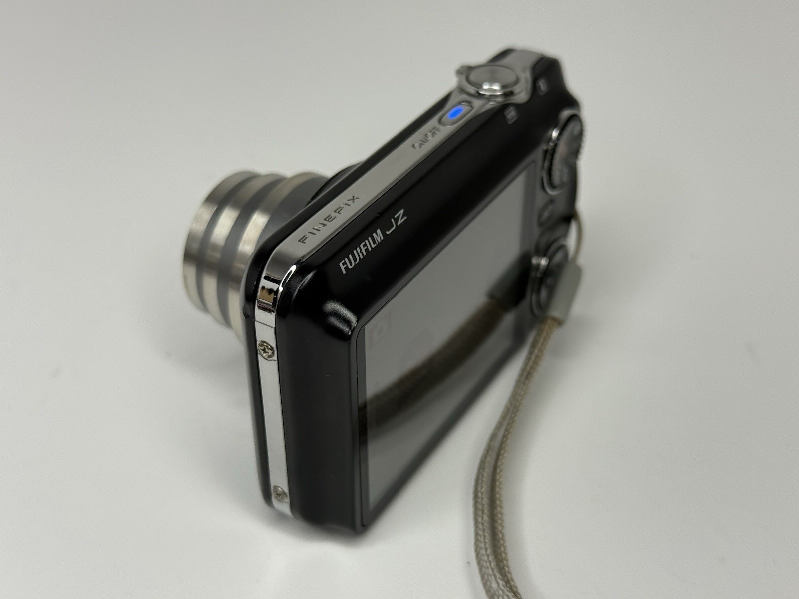 Fujifilm FinePix JZ300 12MP Digital Camera Black 10x Zoom Works W/ Screen Issue!