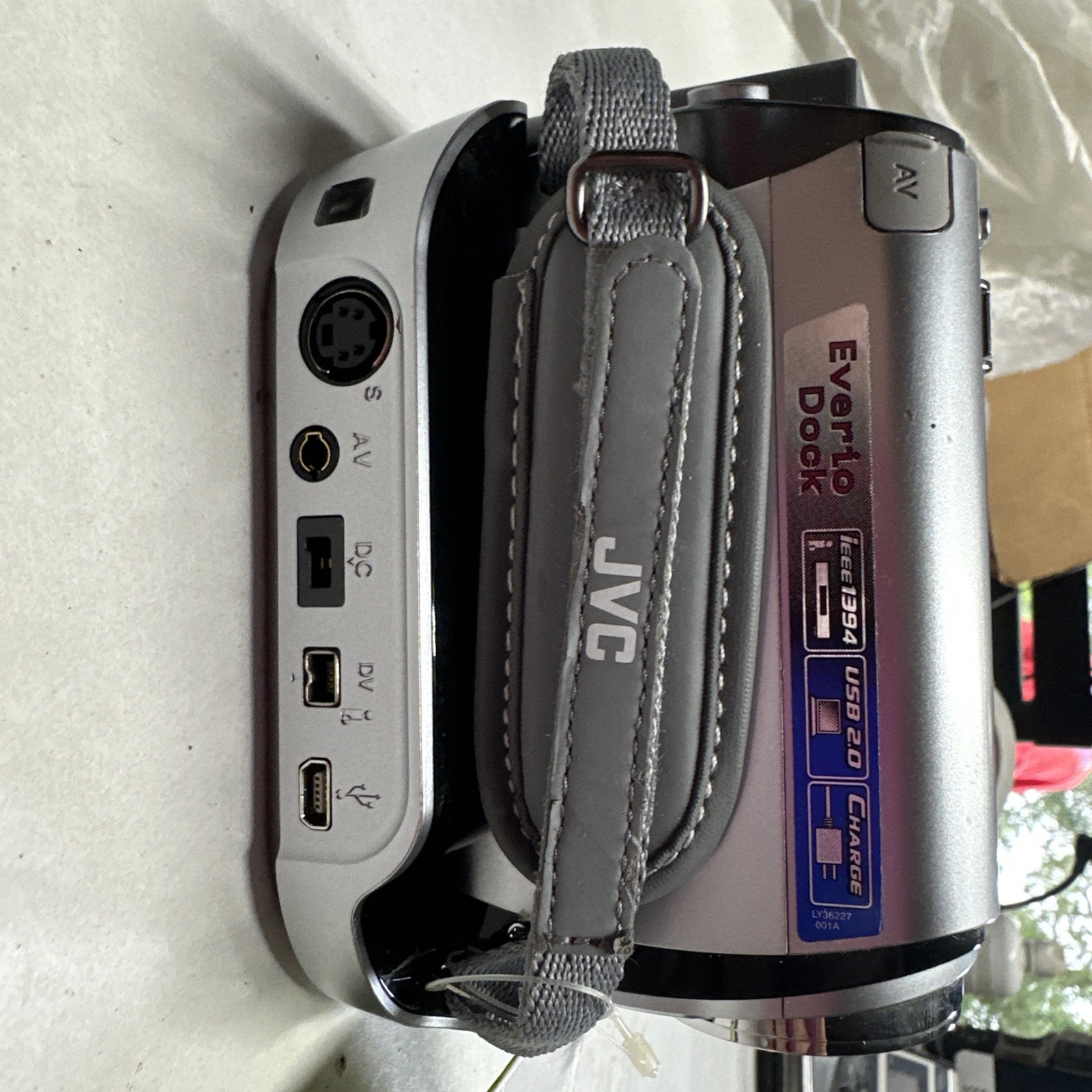 JVC Everio GZ-MG230U Hybrid 30GB Micro Hard Disk Digital Camcorder M15 03 05/17