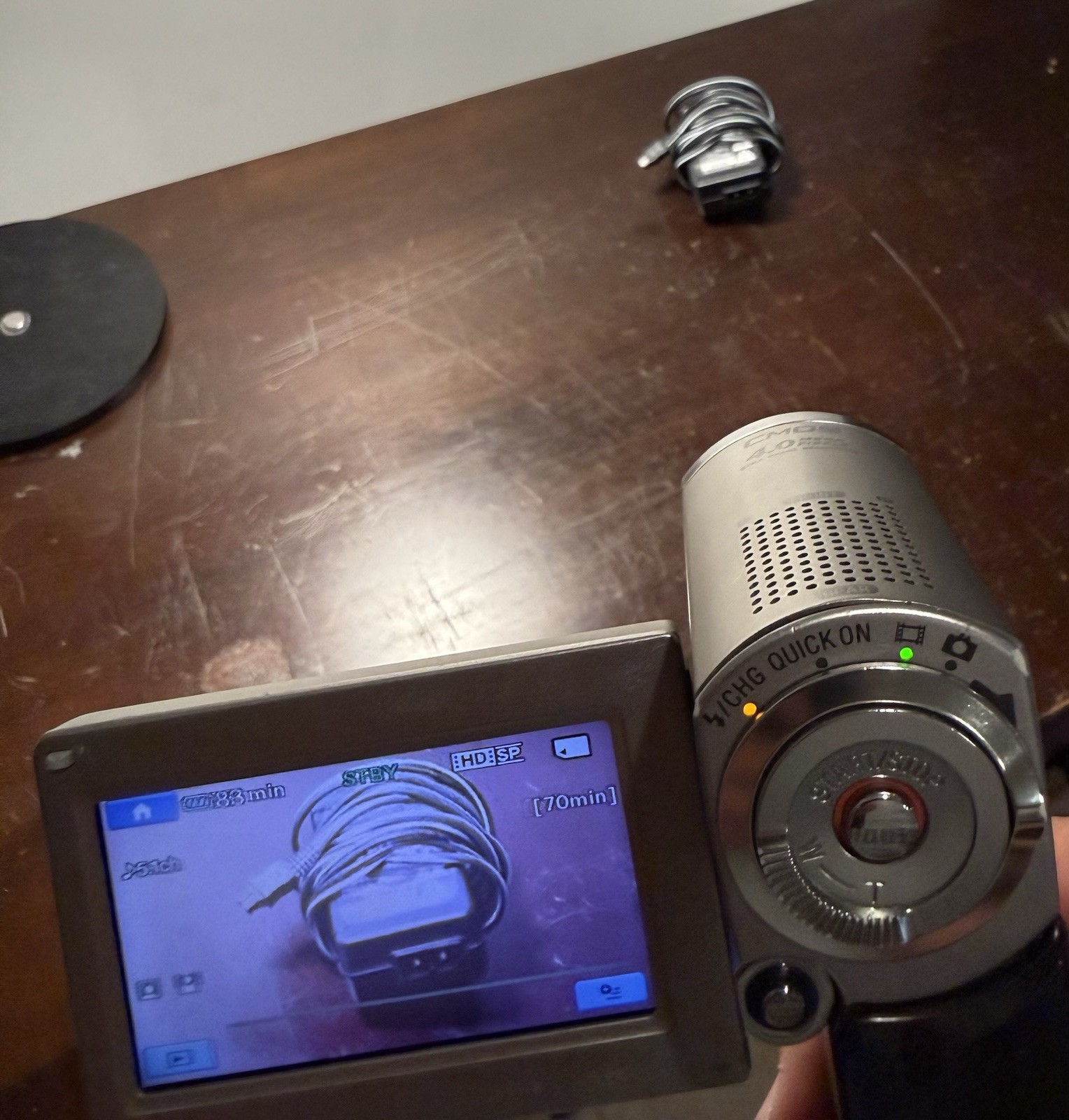 English Sony HDR-TG1E Handycam Full HD 1080i Camcorder w/ Charger/Battery WORKS