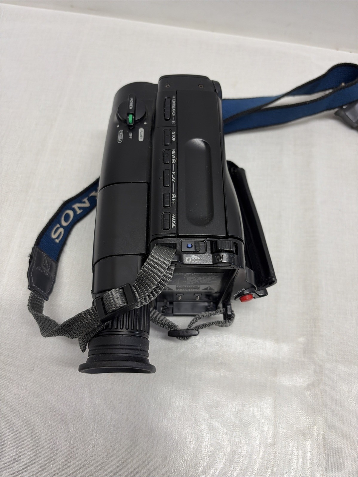 Sony CCD-TR54 Handycam Video8 8mm Video Playback Camcorder Camera Bundle