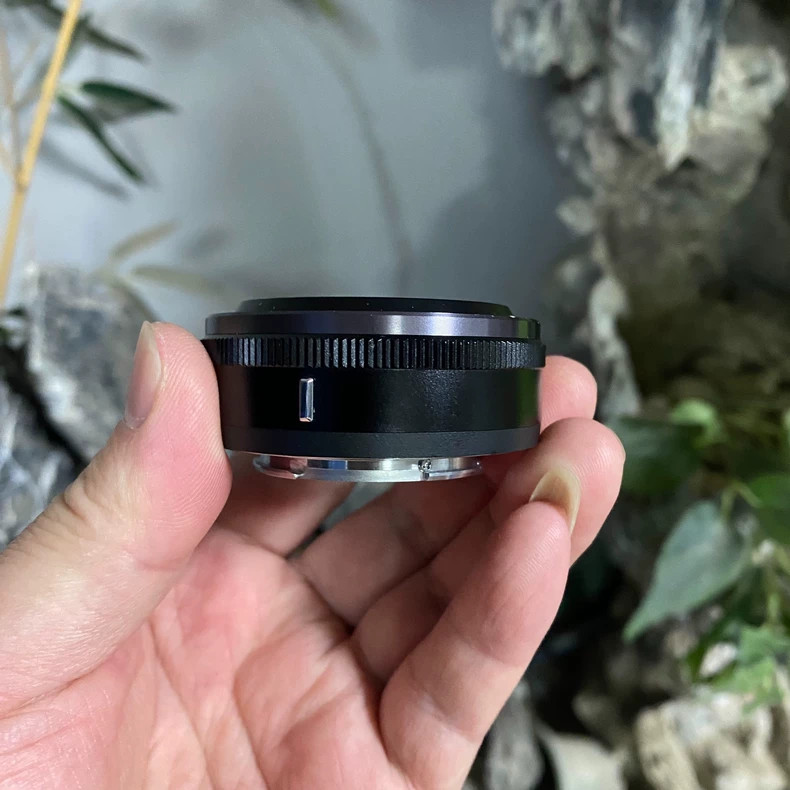 Nikon 1 NIKKOR 10mm f/2.8 Lens Wide Angle Lens – 95% New