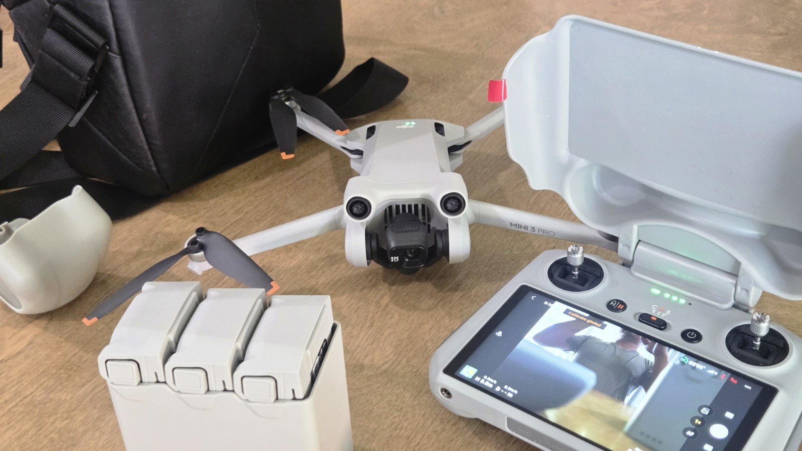 DJI Mini 3 Pro Drone w/ DJI RC, 4 Batteries & Carrying Case, 34 min, 0.25kg