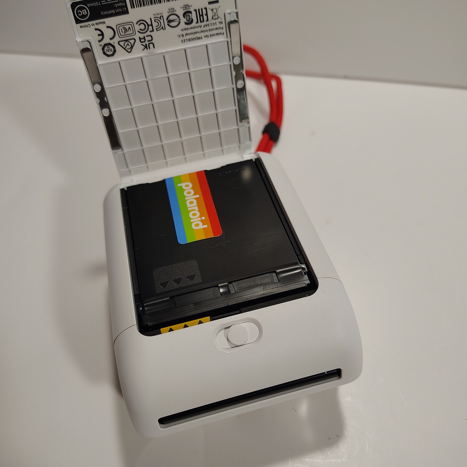Polaroid Go Instant Camera White Bundle Box USB Cable New Film Tested Works