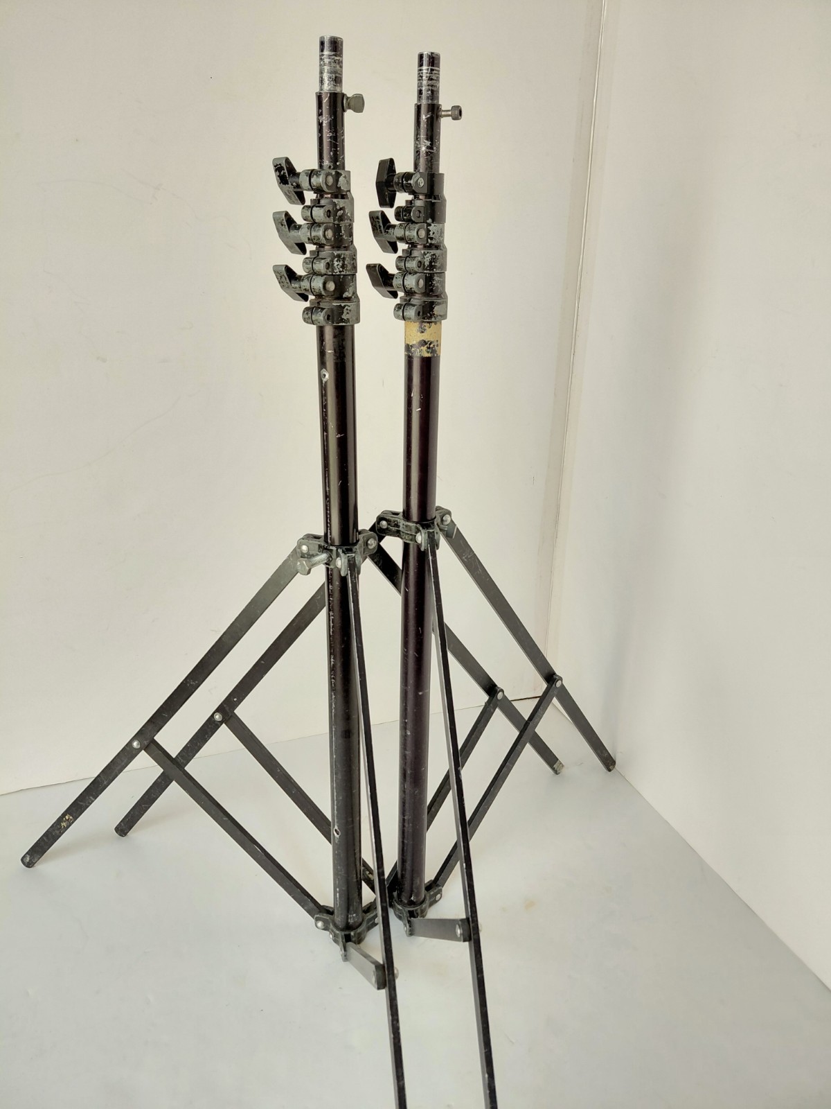 Photography 9’Ft “Pick Stands”_ (2X )Pro Grade 3 Section Black Alum.Tripod Base