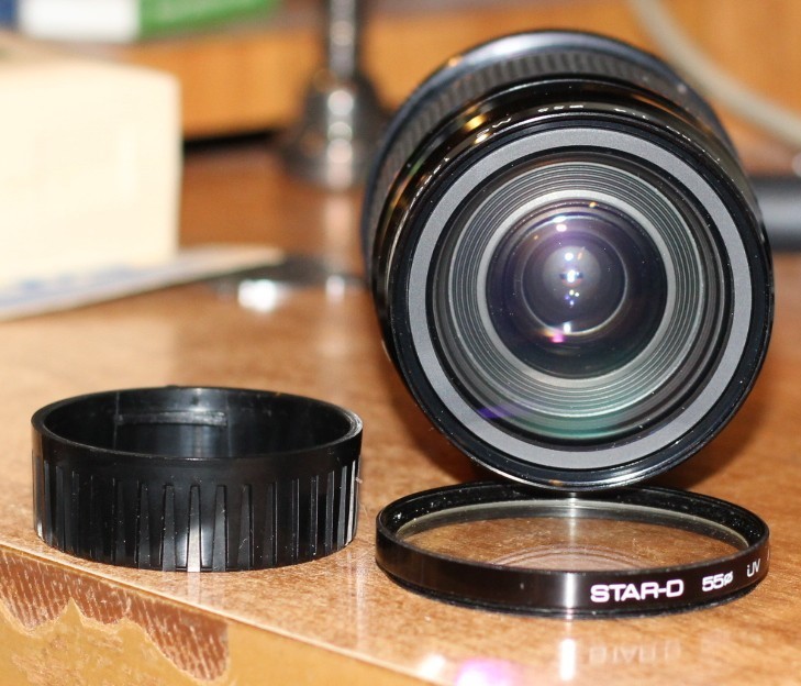 Kiron 30-80mm f/3.5-4.5 Zoom Macro Lens + 1 FILTER