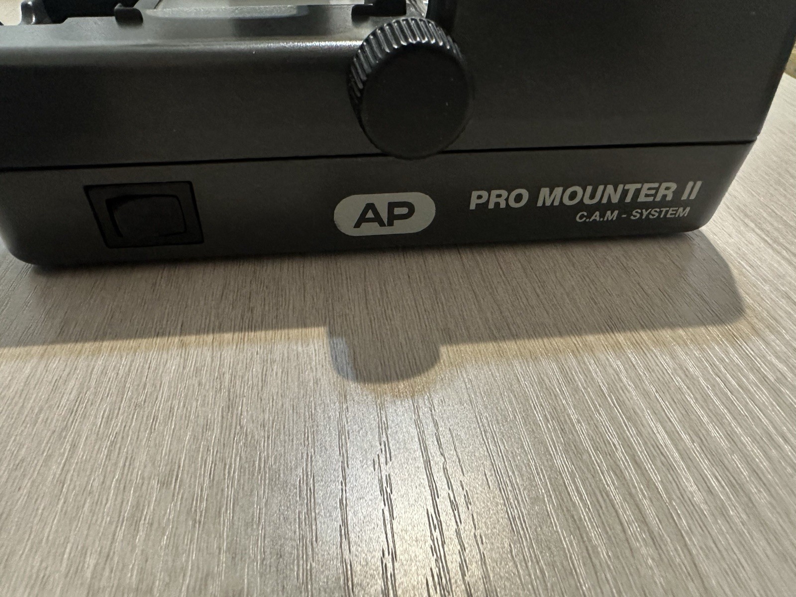 AP PRO MOUNTER II Automatic Mounting Desktop Device Black for CS Type II Slides