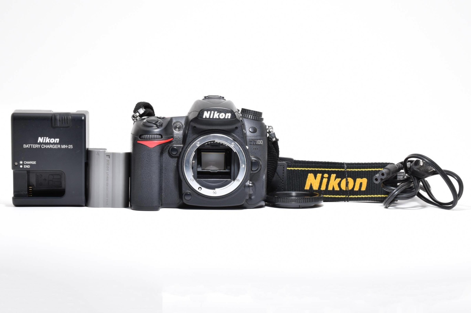 “Mint” Nikon D7000 16.2MP Digital SLR DSLR Camera From Japna #2006