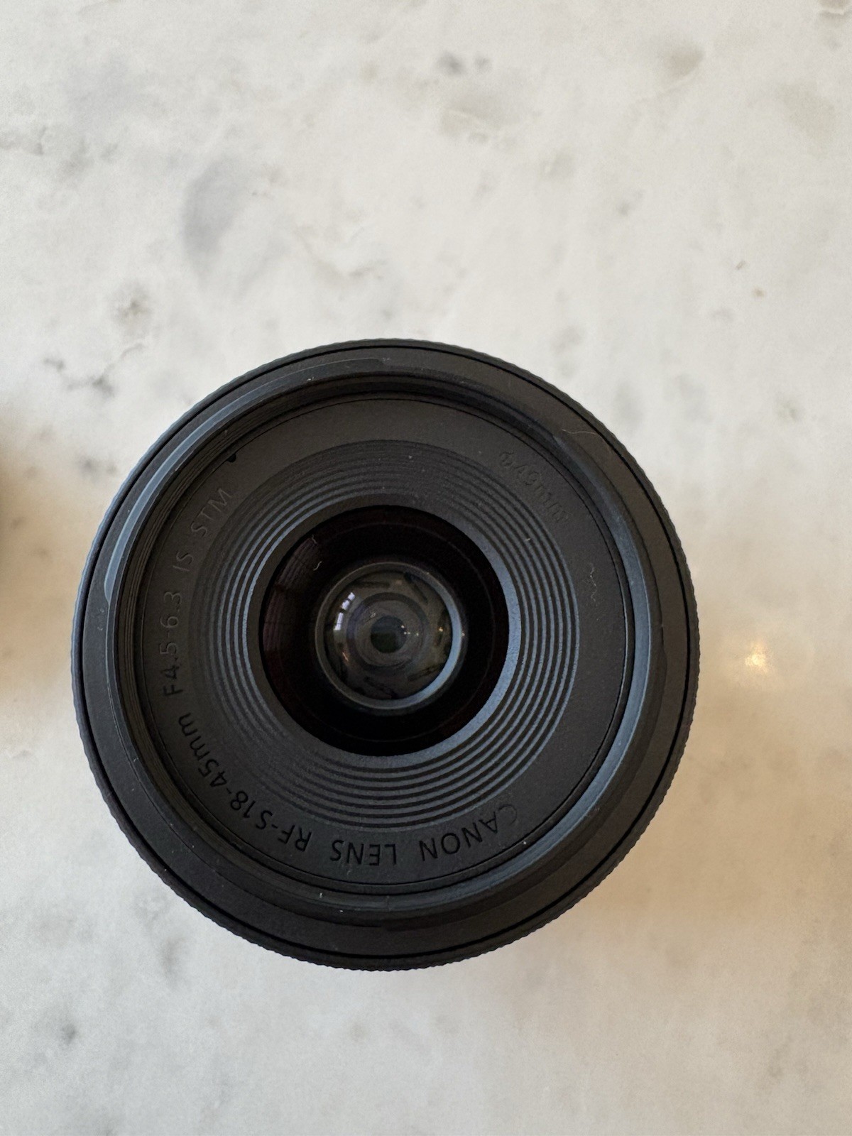 Canon Rf Kit Lenses 18-45mm with Lense Caps and Lens Hood
