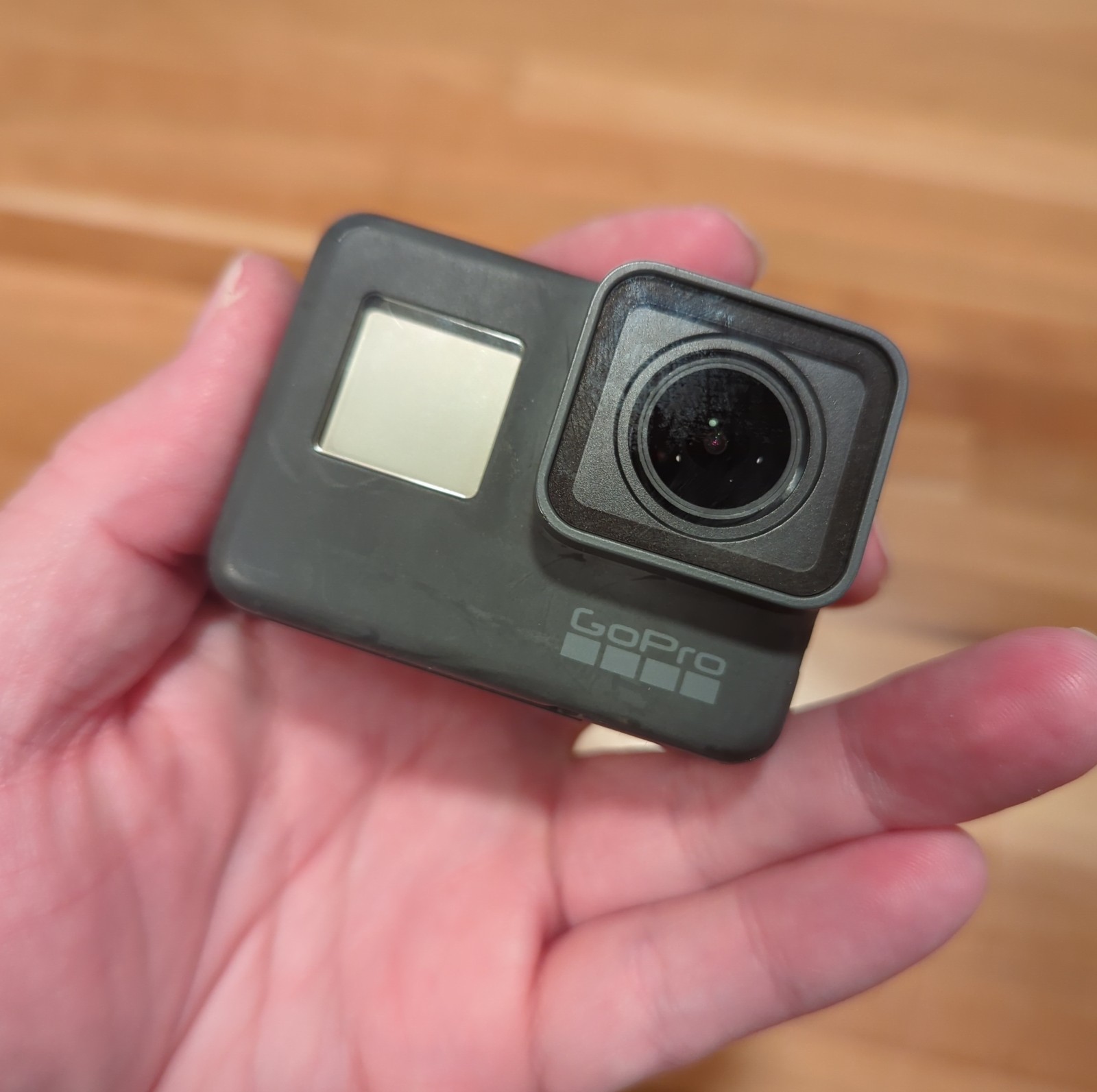 GoPro Hero 5 Action Camera W/ Frame & Battery- Tested & Works