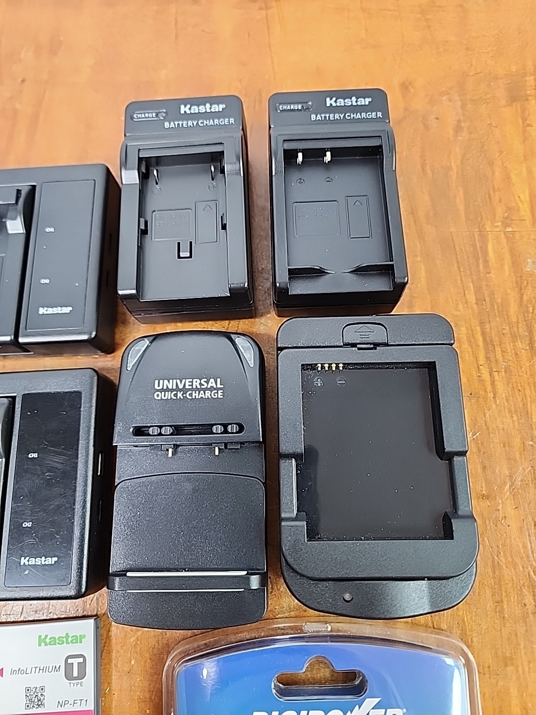 Lot of Battery Chargers & Batteries Kastar for Digital Cameras Samsung Sony Etc