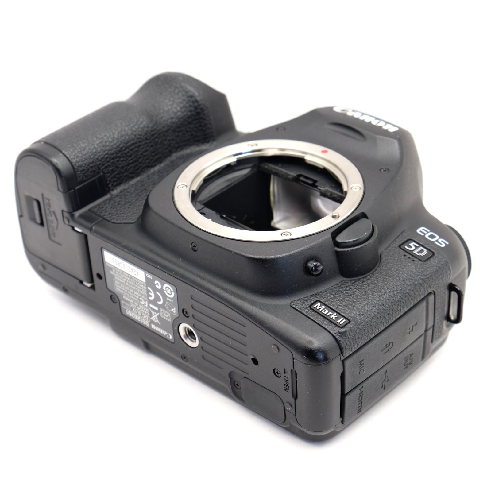 Canon 5D Mark II Full Frame Digital SLR + Zoom Lens EF 35-105mm f/4.5-5.6 USM JP