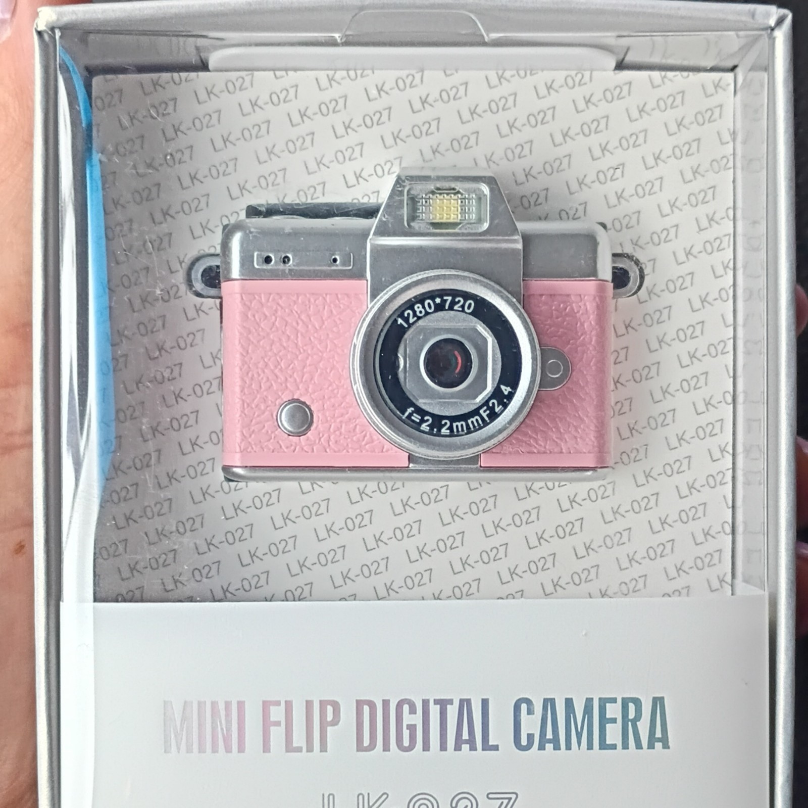LK-027 Mini Flip Compact Digital Camera 1280mp f/2.4 Flash USB W Crossbody Chain