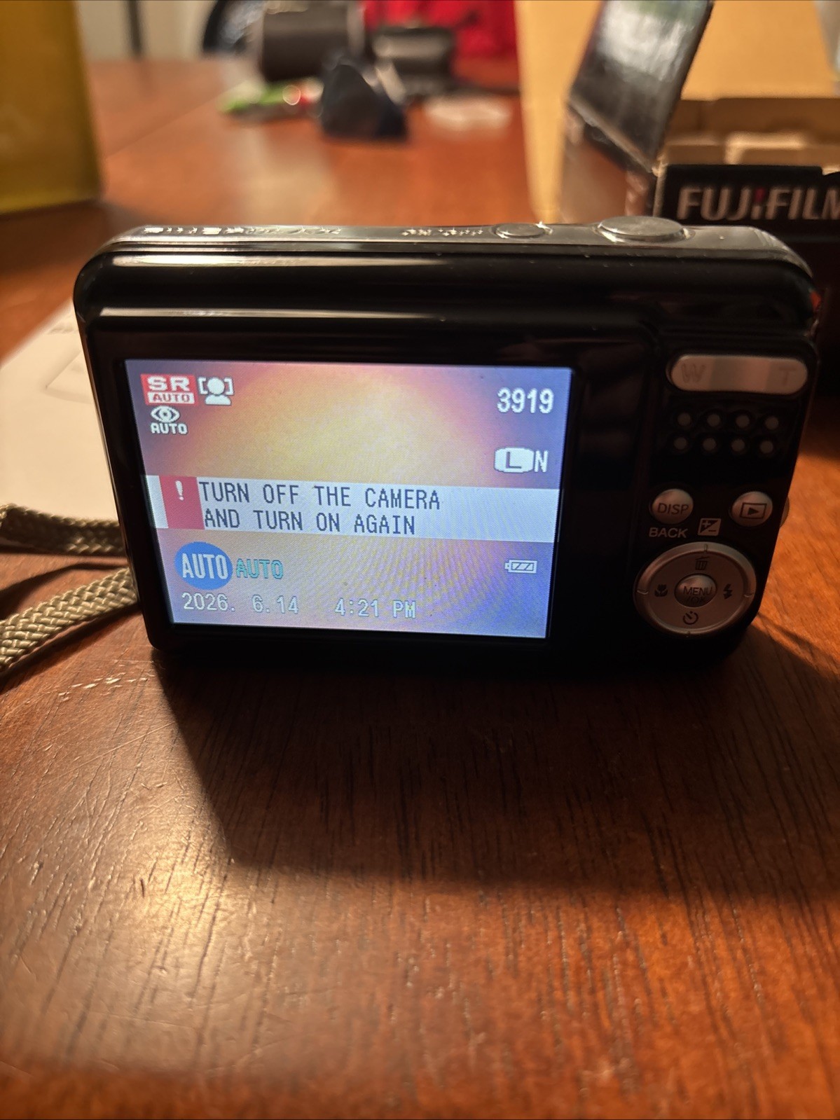 FUJIFILM FinePix AX600 5x AA battery powered Japan. Powers On But No Pics READ!
