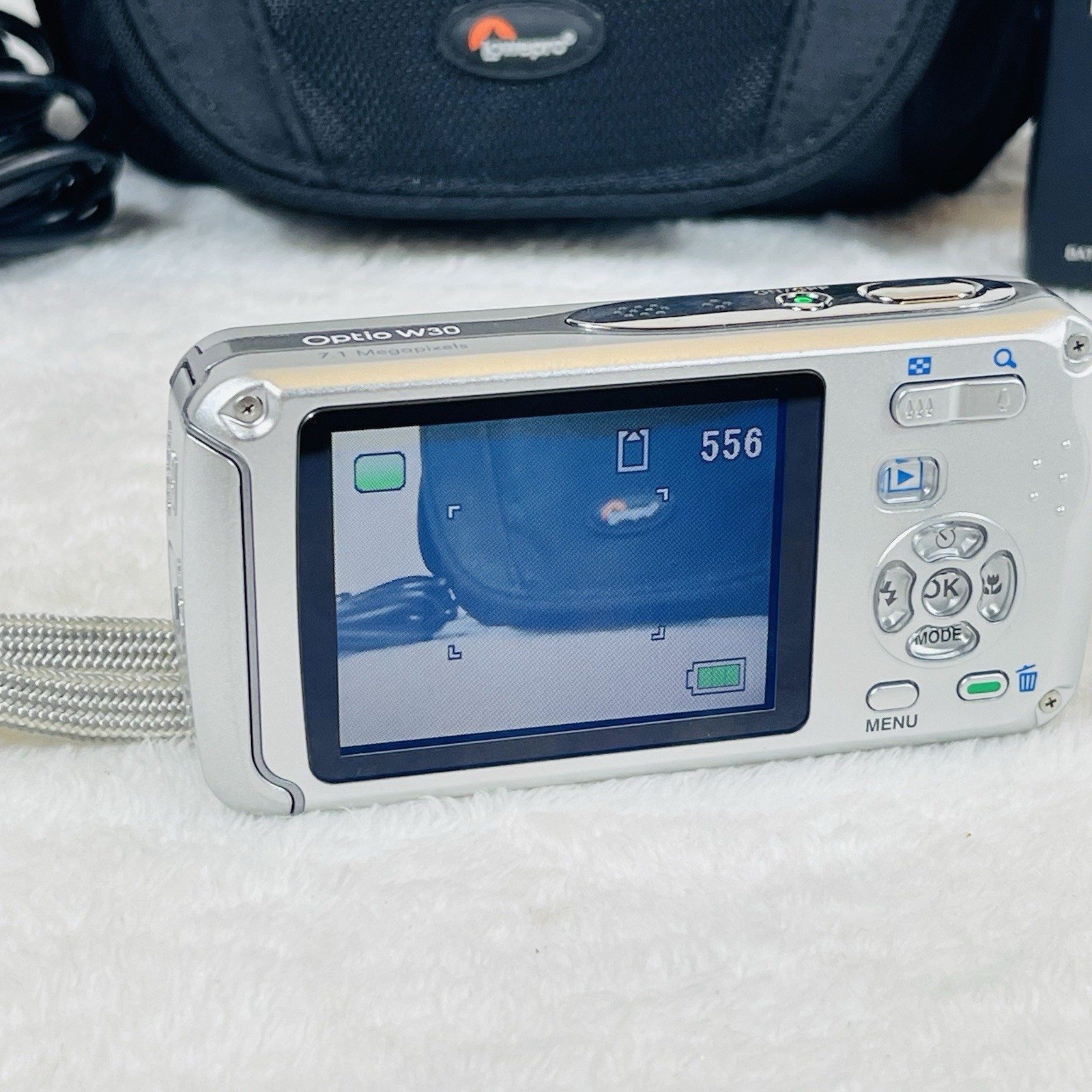 Pentax Optio W30 – 7MP Digital Compact Camera – Y2K, Vintage, Retro