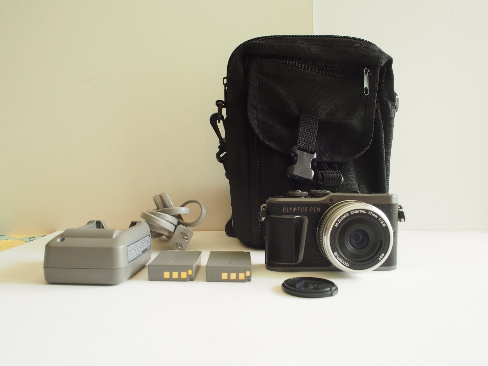 Olympus PEN E-PL10 Digital Camera – Dig 003
