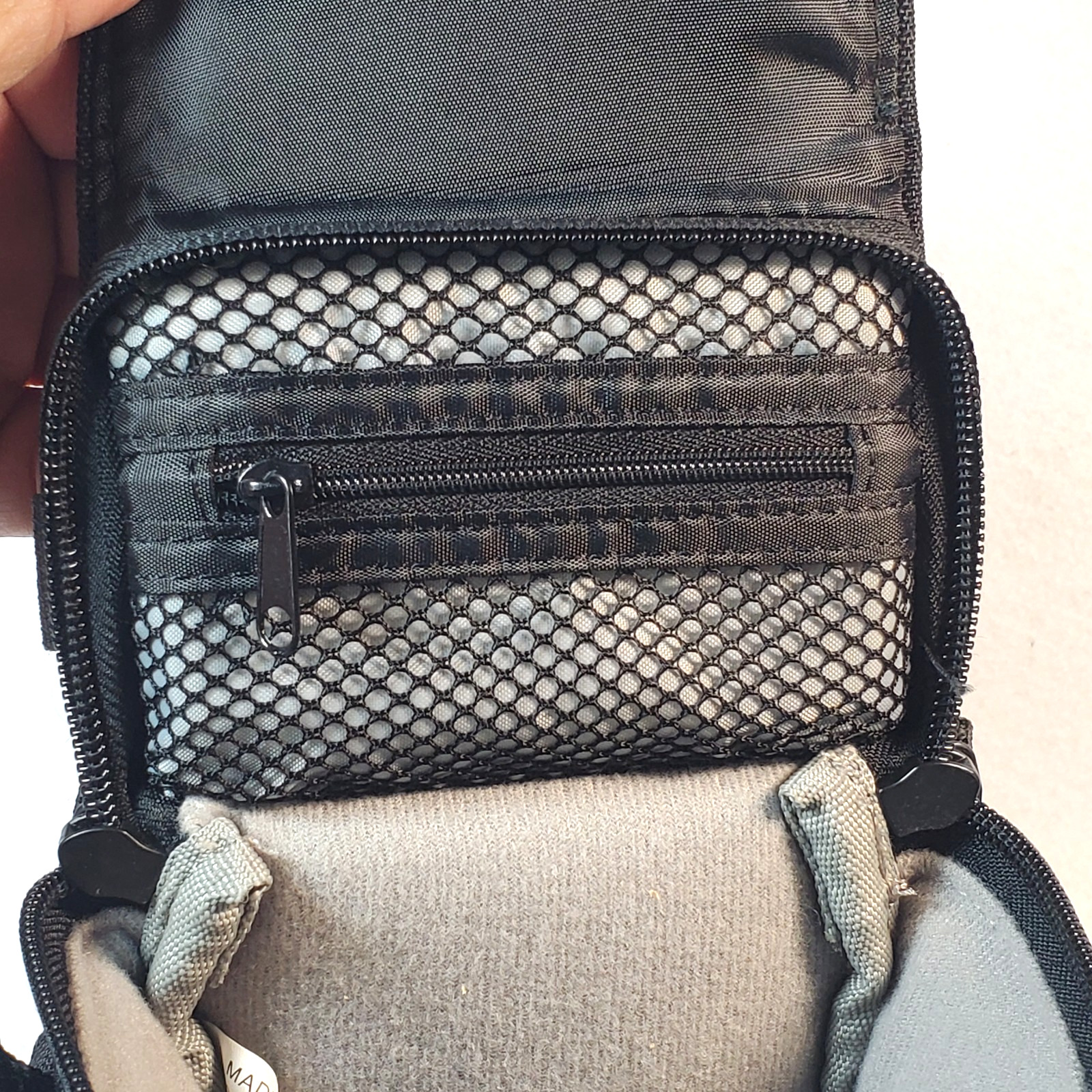 Lowepro Edit 100 Camcorder Camera Carry Shoulder Bag