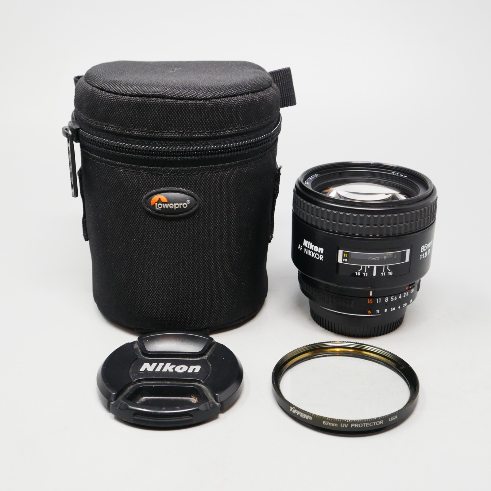 Nikon NIKKOR 85mm f/1.8D Auto Focus Fixed Lens for SLR Cameras