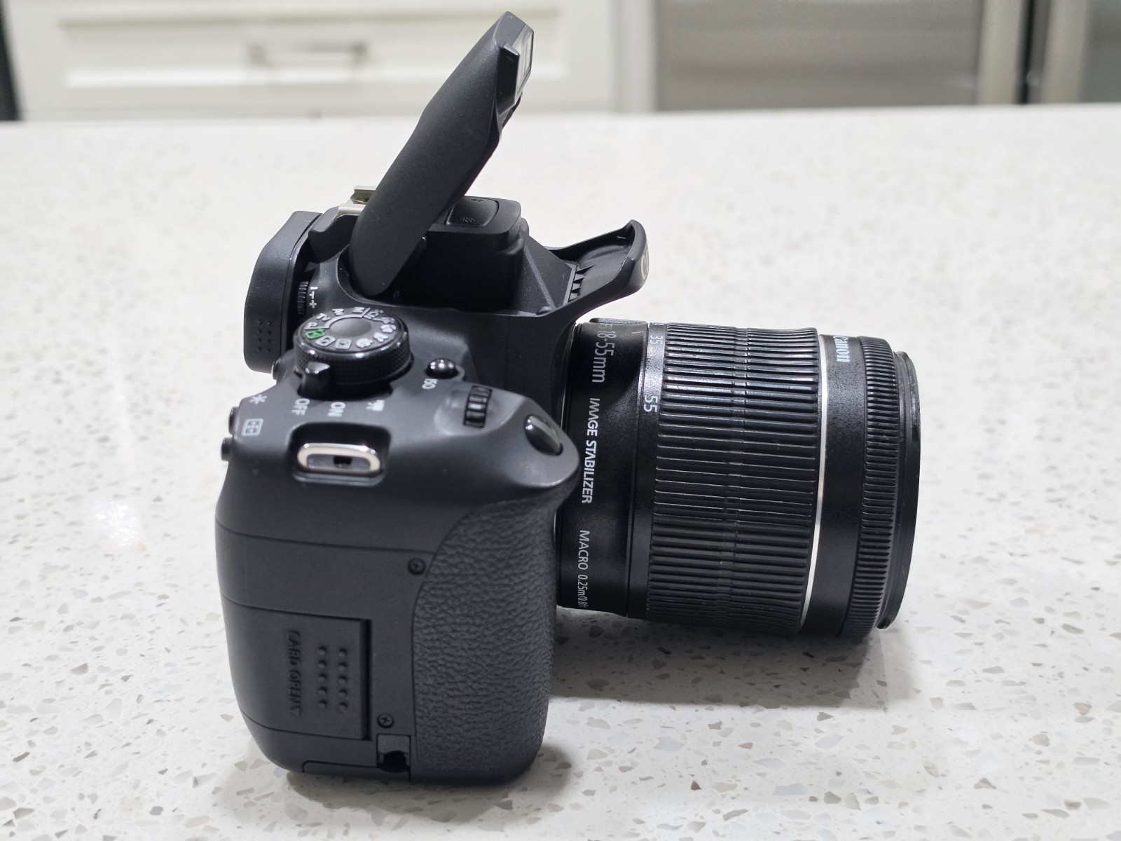 Canon EOS 700D 18MP DSLR w/ 18-55mm F/3.5-5.6 IS STM Lens