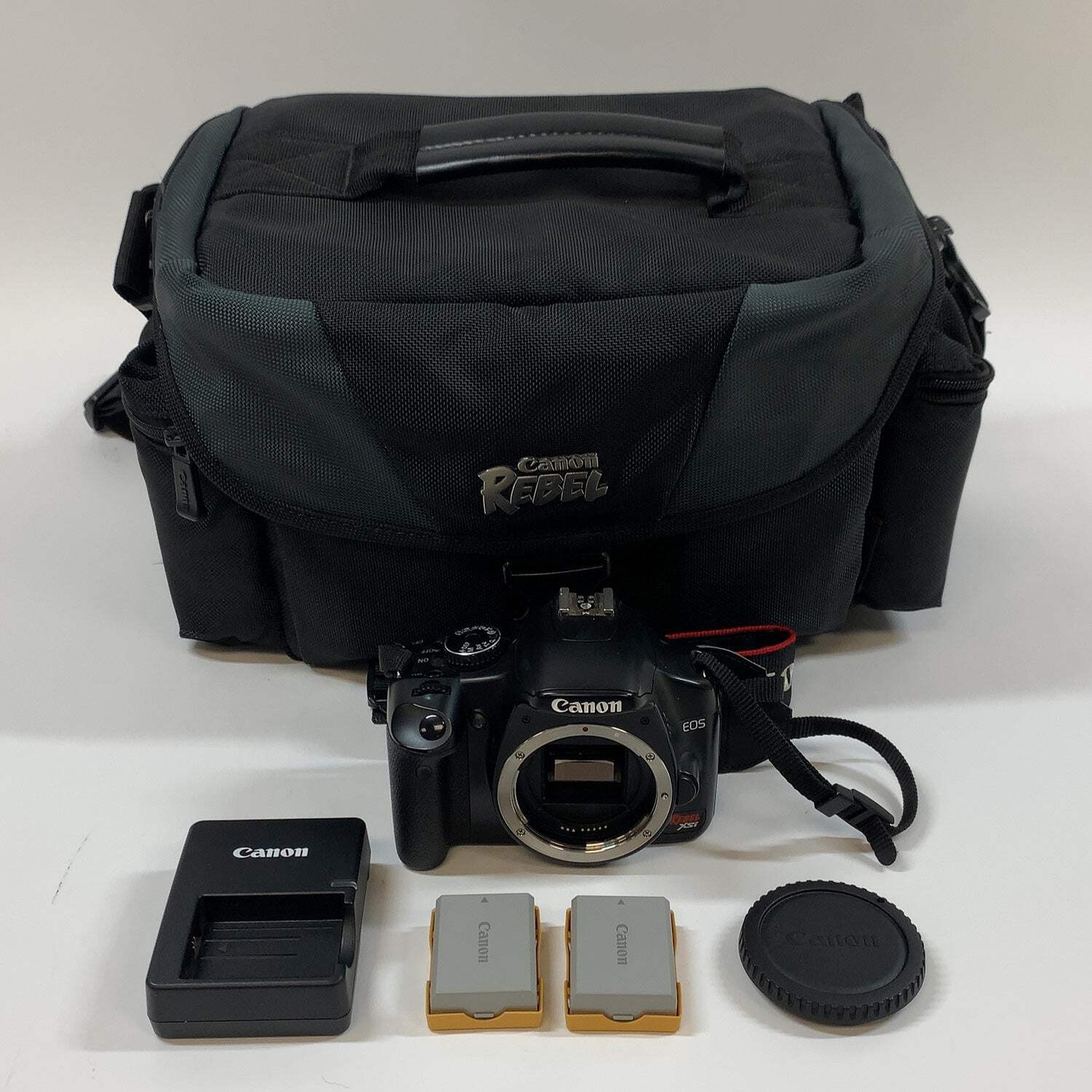 Canon EOS Rebel XSi 12.2MP Digital SLR DSLR Camera