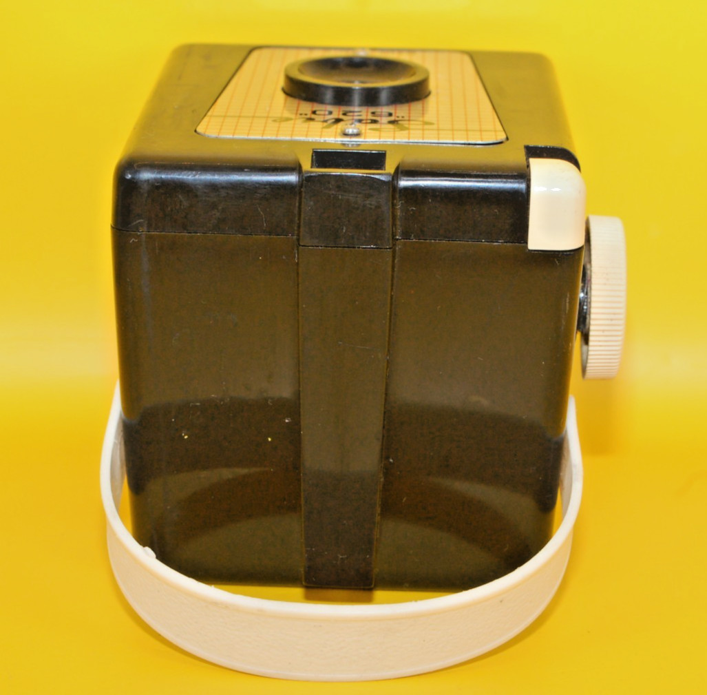 VINTAGE 1950s SABRE 620 CAMERA