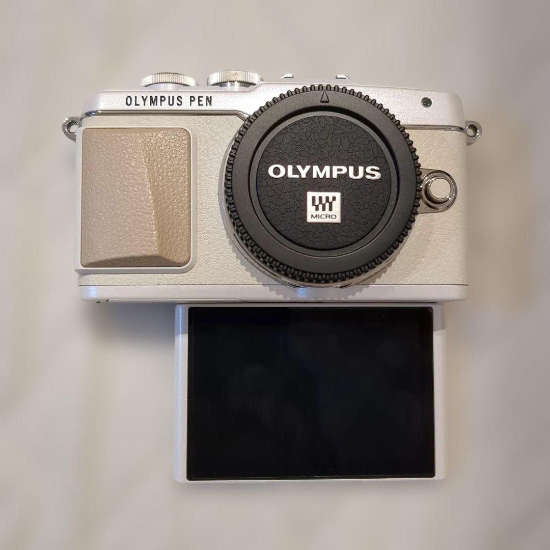 OLYMPUS PEN Lite E-PL7 WHITE Camera
