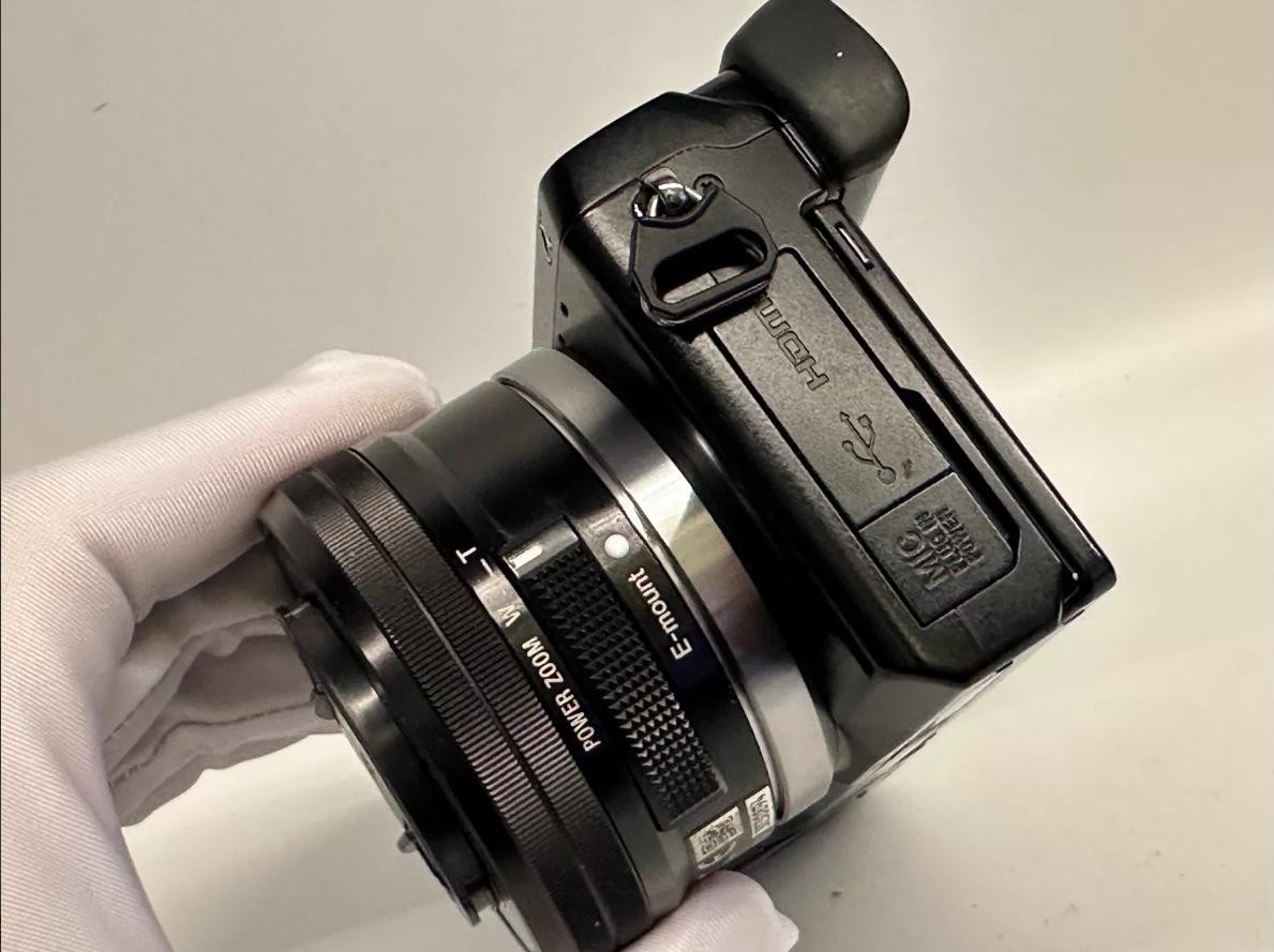 Sony NEX 7 Camera 16 50mm Lens 24MP OSS APS C OLED Viewfinder Mirrorless Kit