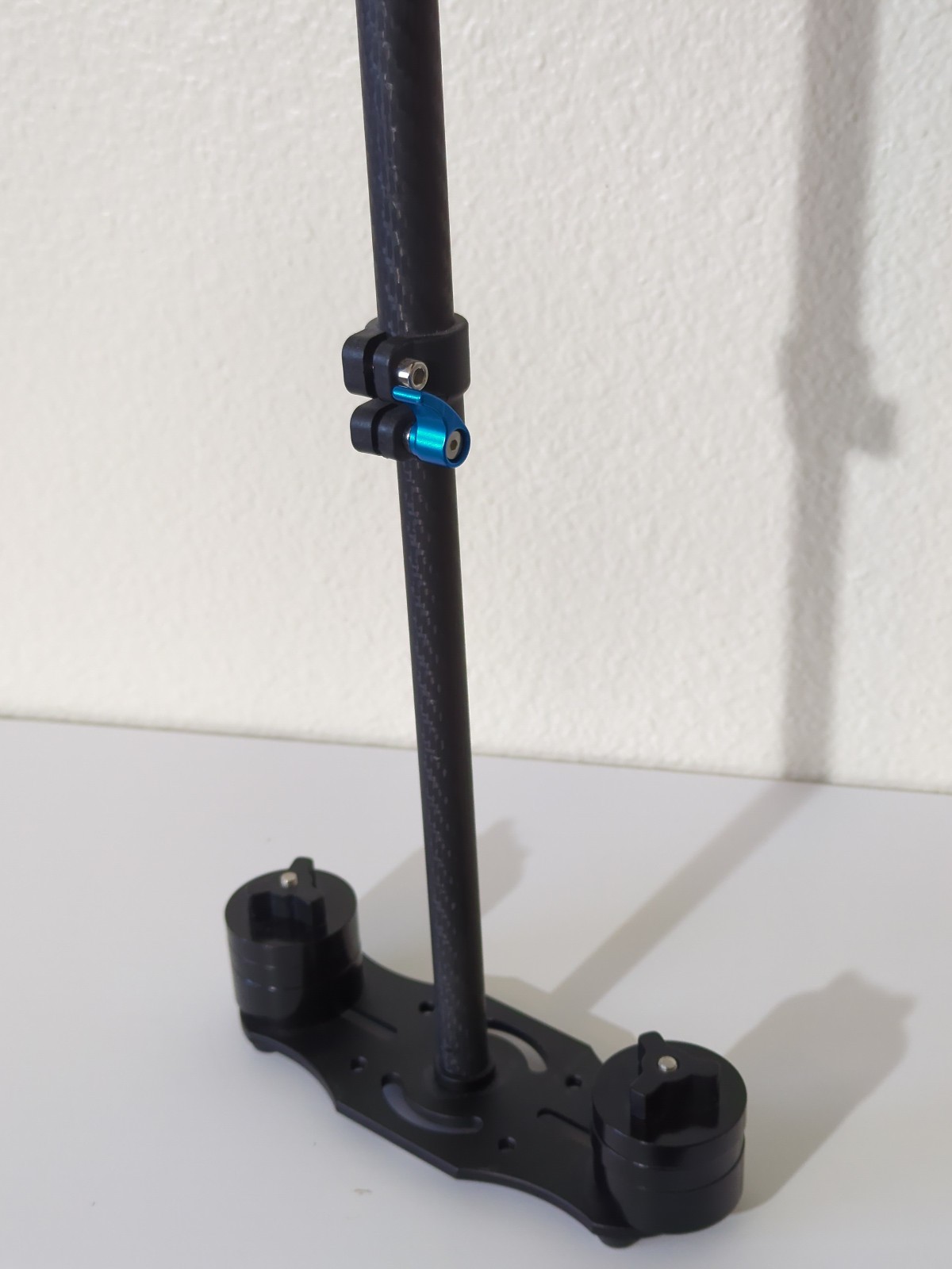 Neewer Carbon Fiber 24 inches/60 centimeters Handheld Stabilizer