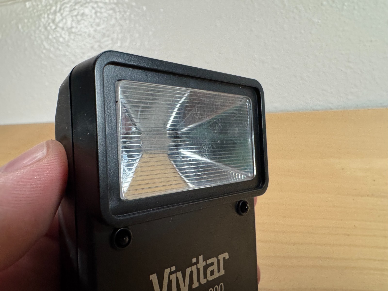 [TESTED] Vivitar VIV-SF-3000 Battery Powered Camera Flash Attachment