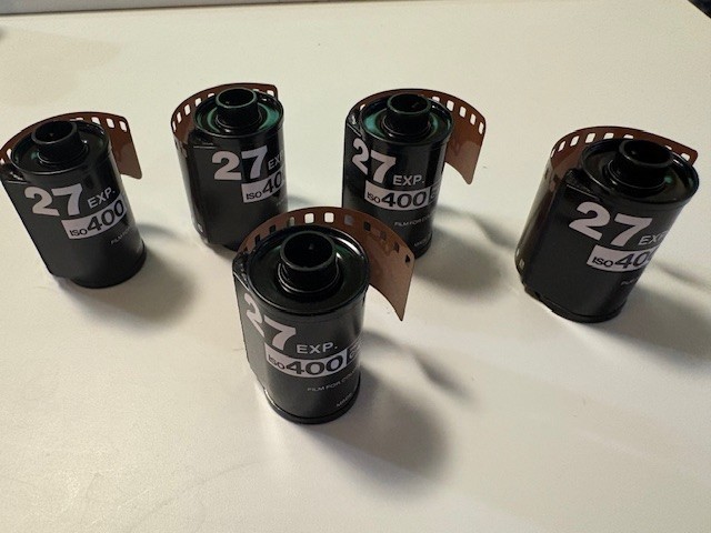 35mm, 400 ISO, 27 Exposure Color Film Unused. Made in Japan. 5 Rolls.