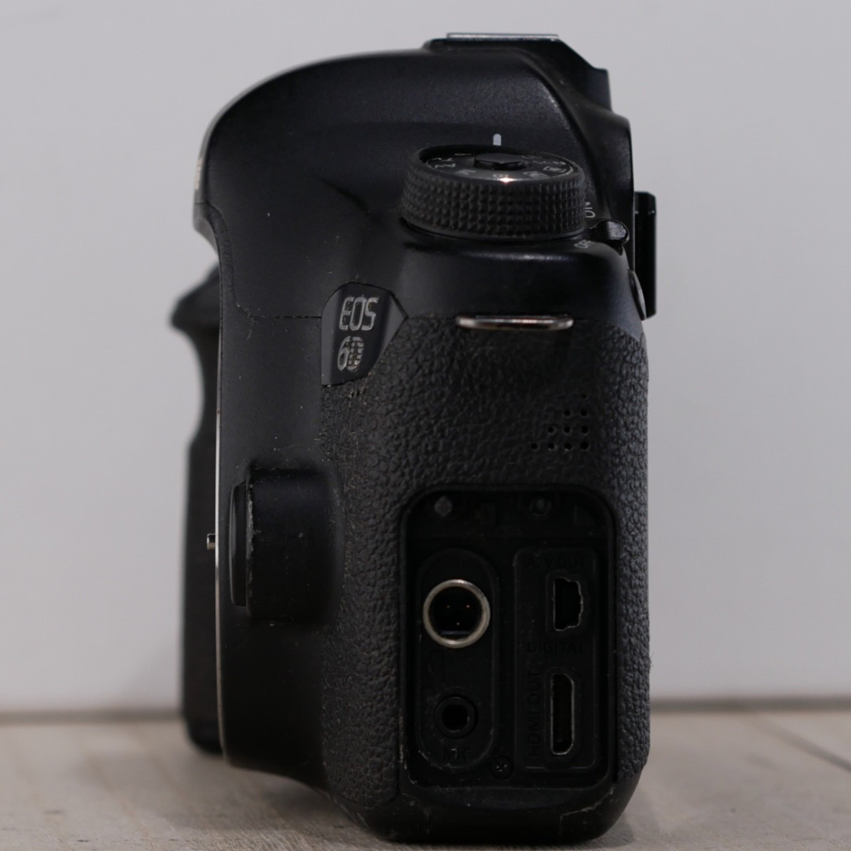 Canon EOS 6D 20 MP Digital DSLR Camera Body *P/R* 14,936 SHUTTER *SEE DESCR*