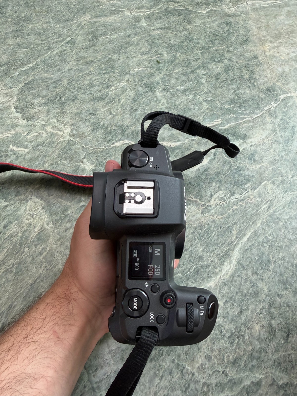 Canon EOS R + Canon RF 24-105mm f/4 L IS USM zoom lens (excellent condition)