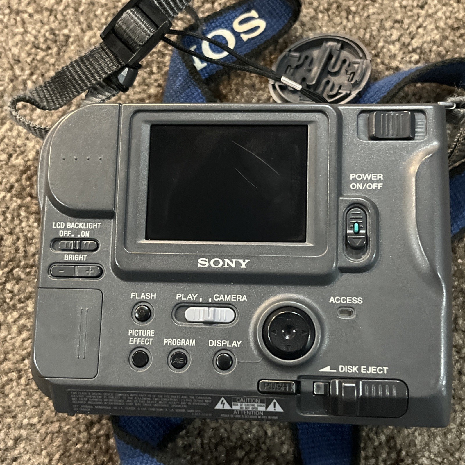 Vintage Sony Mavica MVC-FD71 Digital Camera, Battery, Charger Bag & Manual Works
