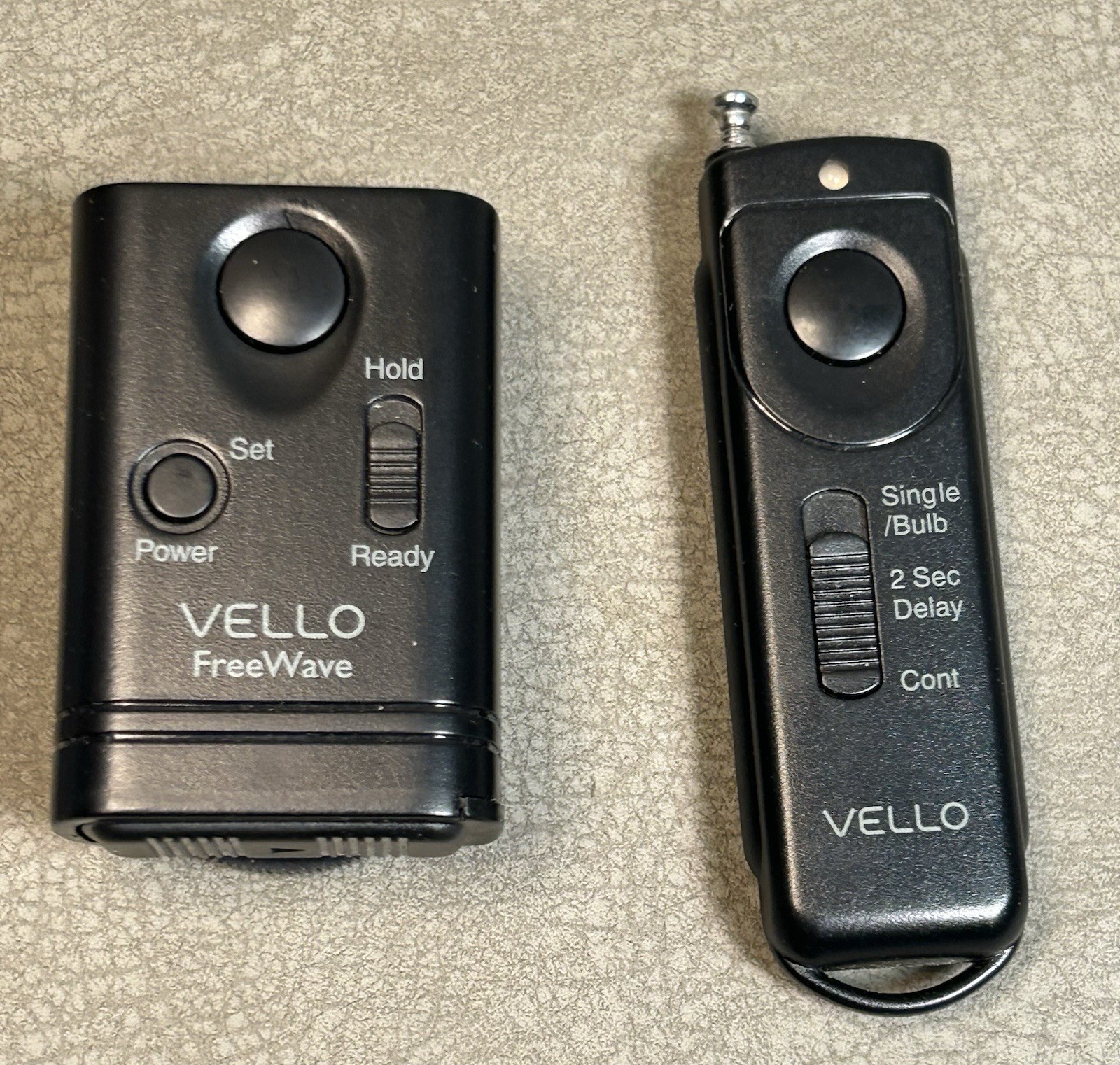 Vello FreeWave Wireless Remote Shutter Release RW-N2 for Nikon DC-2 Open Box