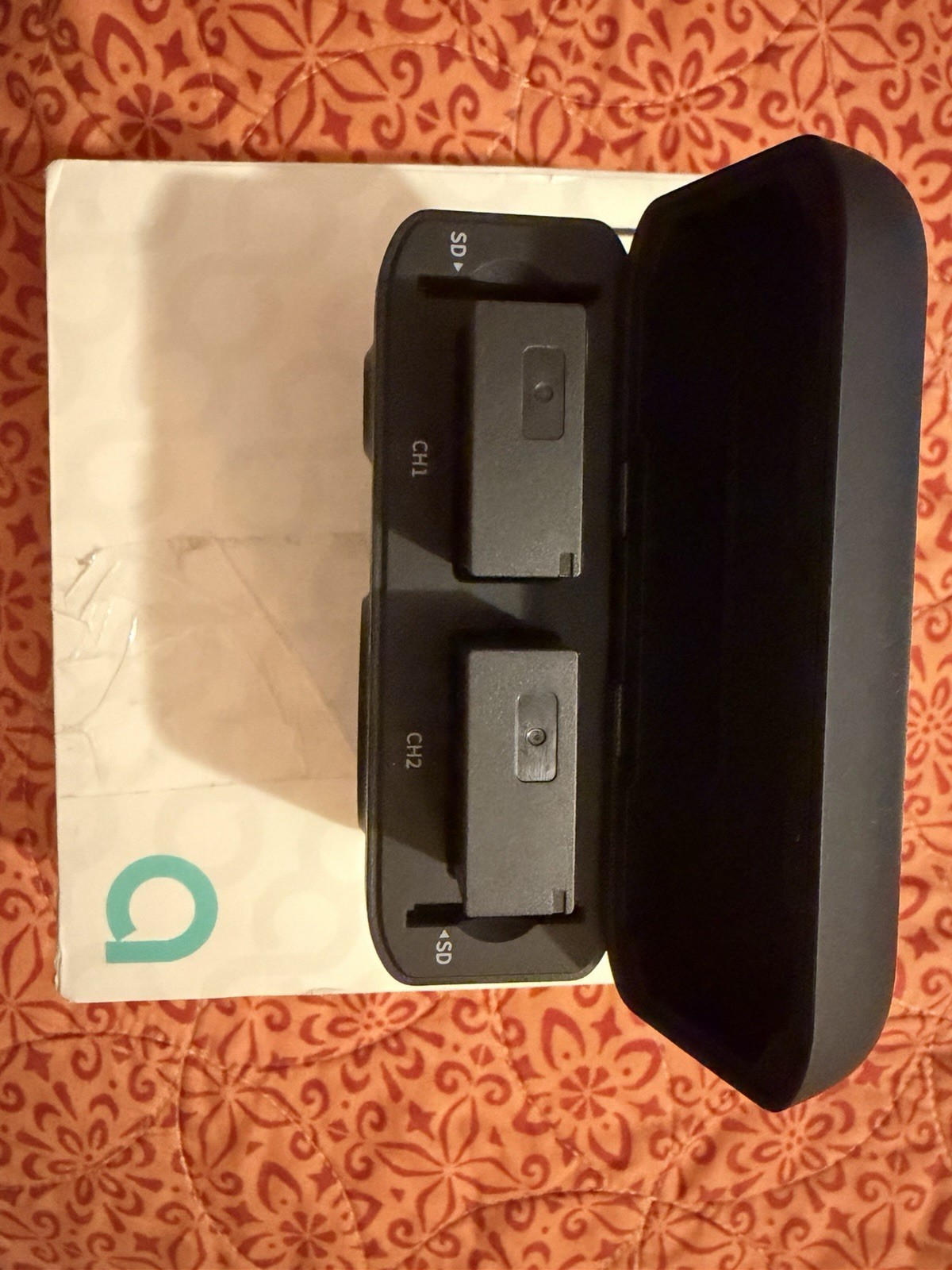 Llano LP-E17 Dual Battery Charger ( complete set) open box