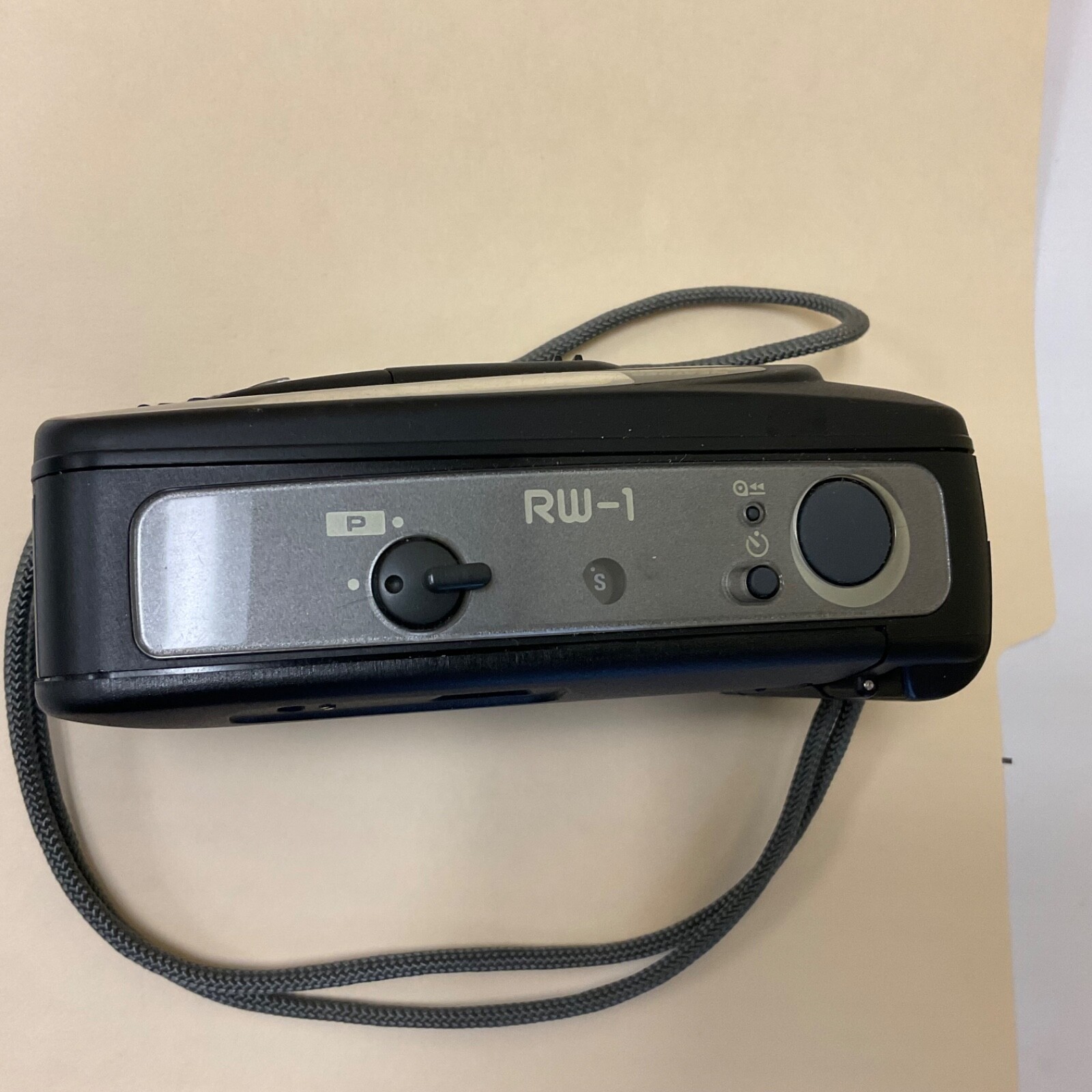 Ricoh RW-1 Black Weather Resistant Camera Taiwan Vintage – Untested / For Parts