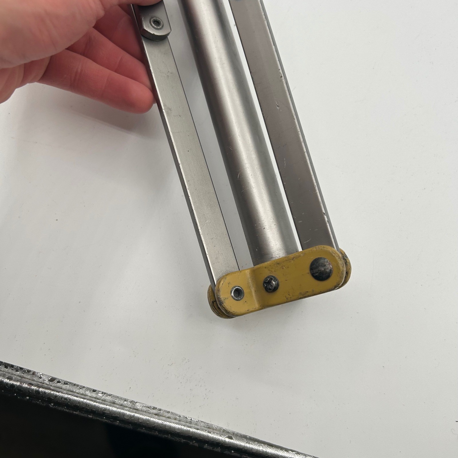 Lowel Omni-Stand Light Stand – See pictures