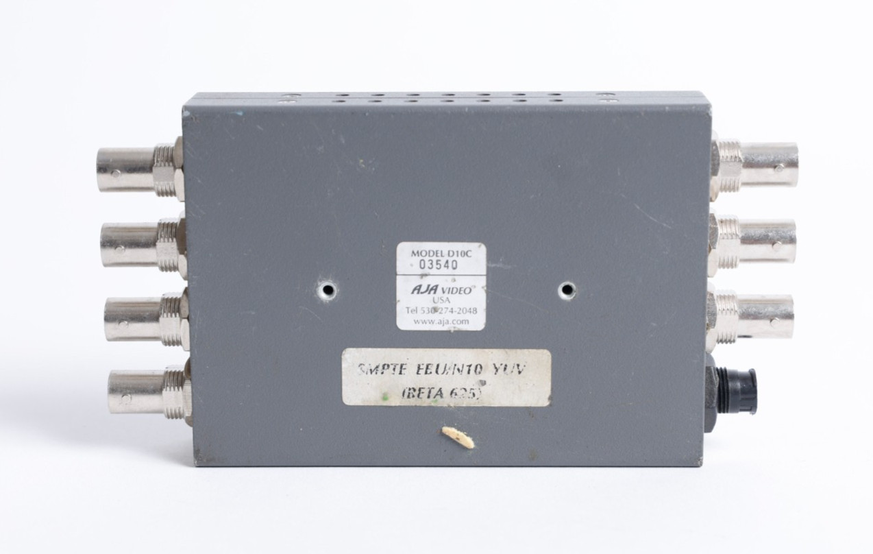 AJA Video D10C Serial Digital to Analog Video Converter