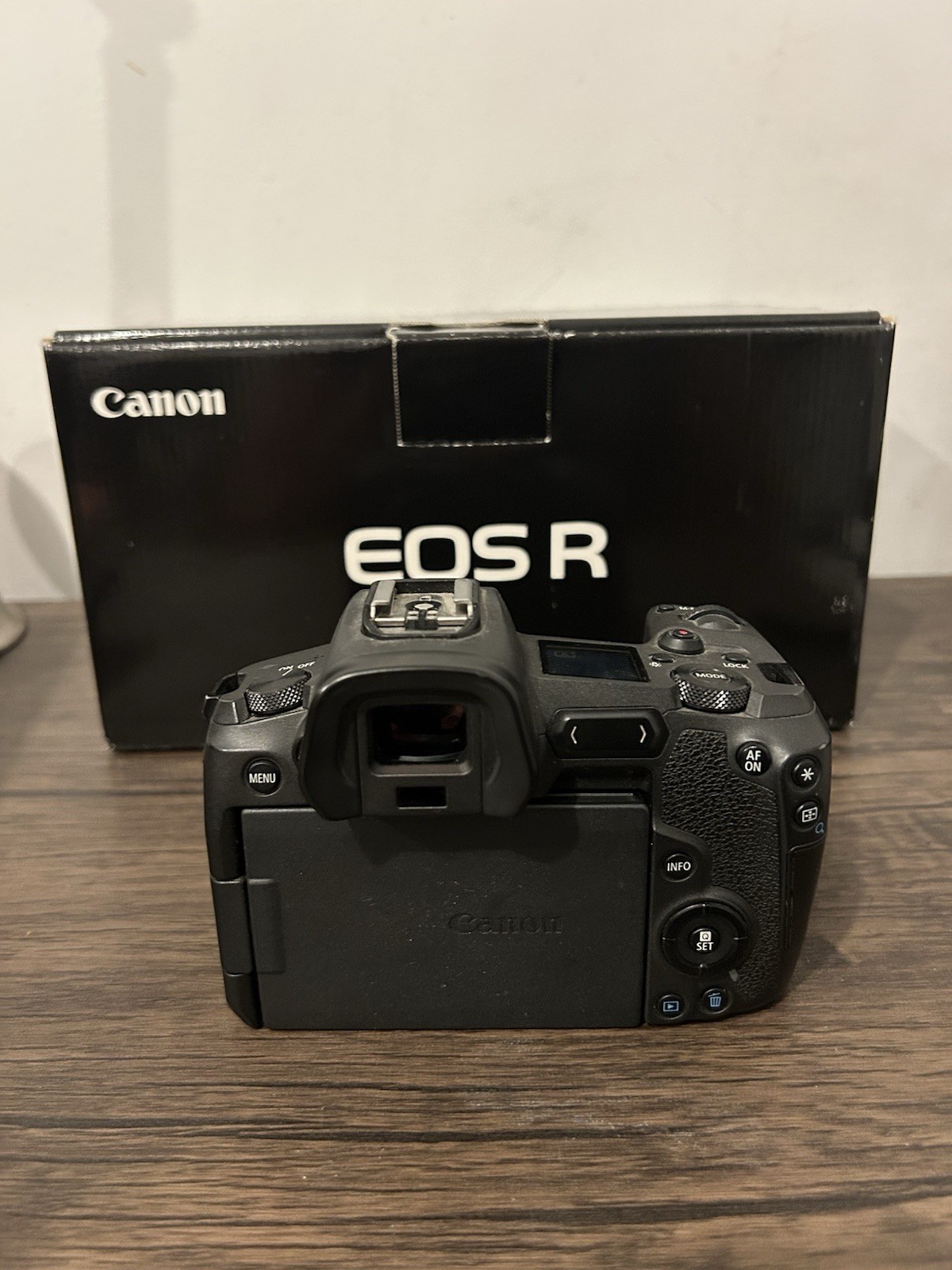 Canon EOS R 30.3MP Digital Camera – Black (Body Only)