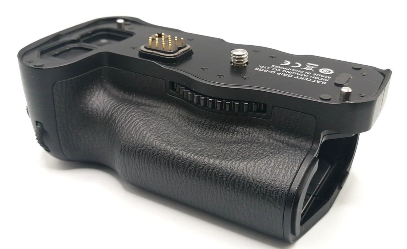 🎦VIDEO👀✨MINT✨ Pentax Ricoh D-BG6 Battery Grip for K1 DSLR From JAPAN