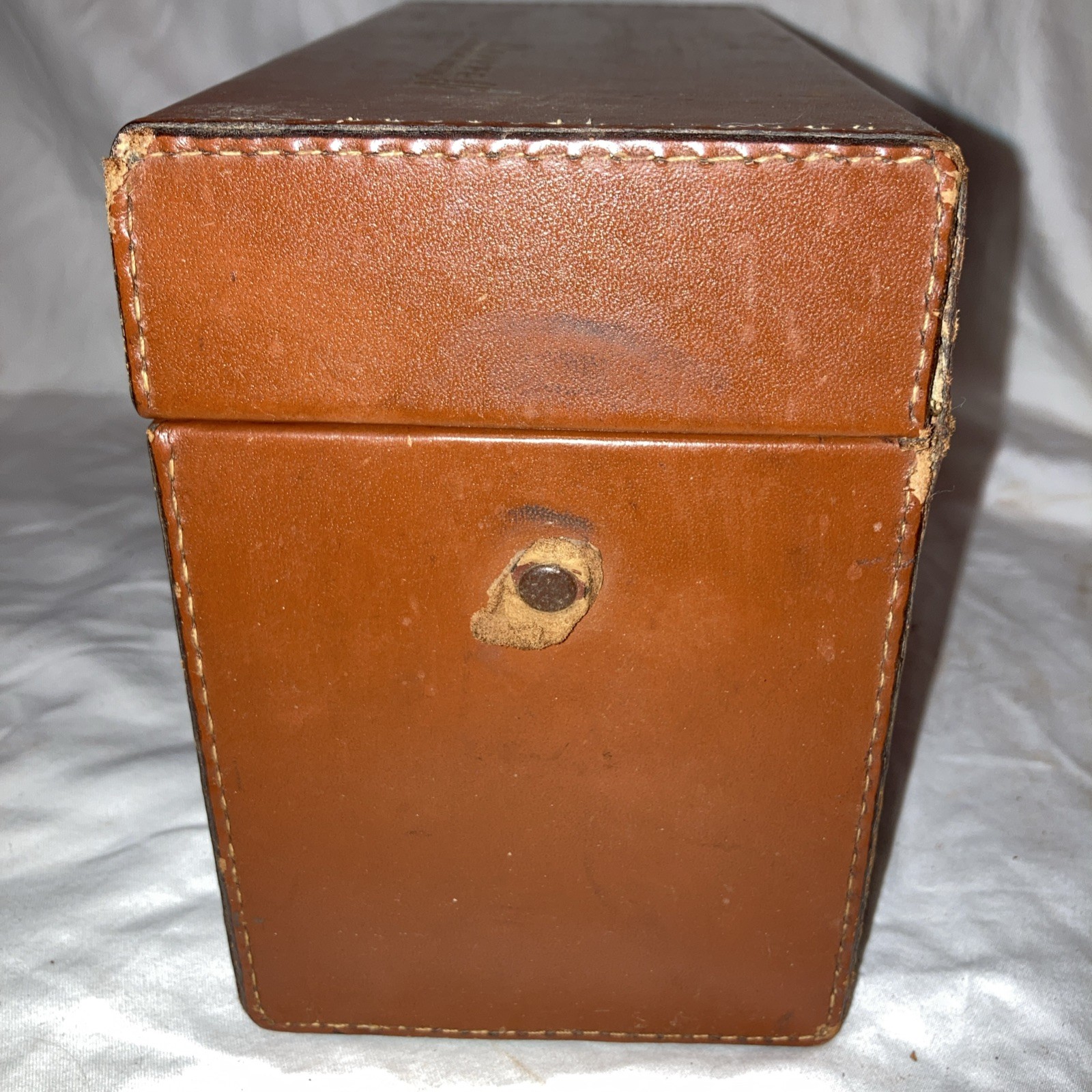 Vtg Revere 16mm Magazine Load Film Movie Camera 1940’s-1950’s w/ Case Untested