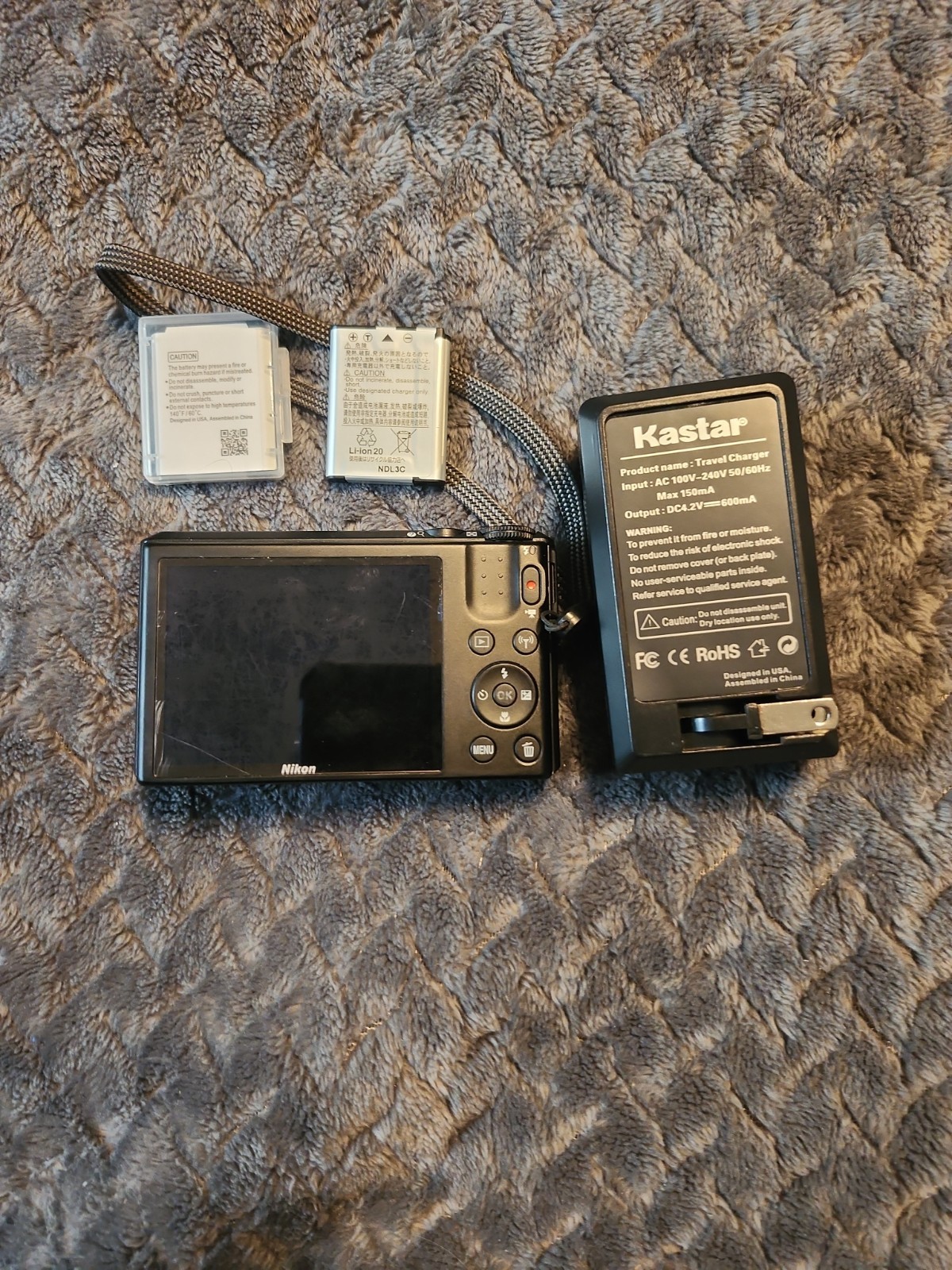Nikon Coolpix S7000 Digital Camera with 2 batteries and charger