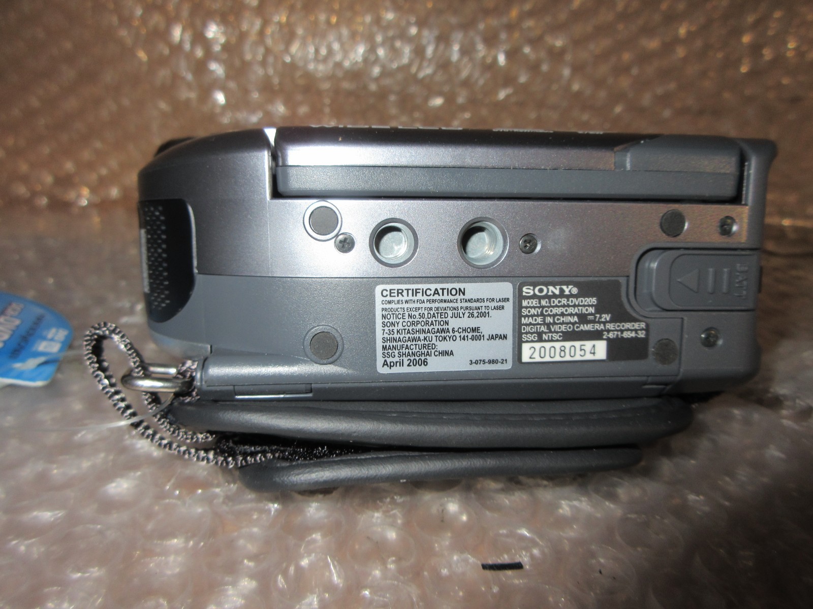 Sony DCR-DVD205 Handycam Optical Zoom Video Camera Camcorder Nightshot