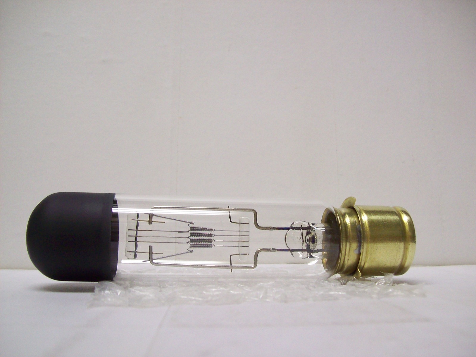 CZX (DAB) Projector Projection Lamp Bulb 500W 115-120V GE *AVG 25-HR*