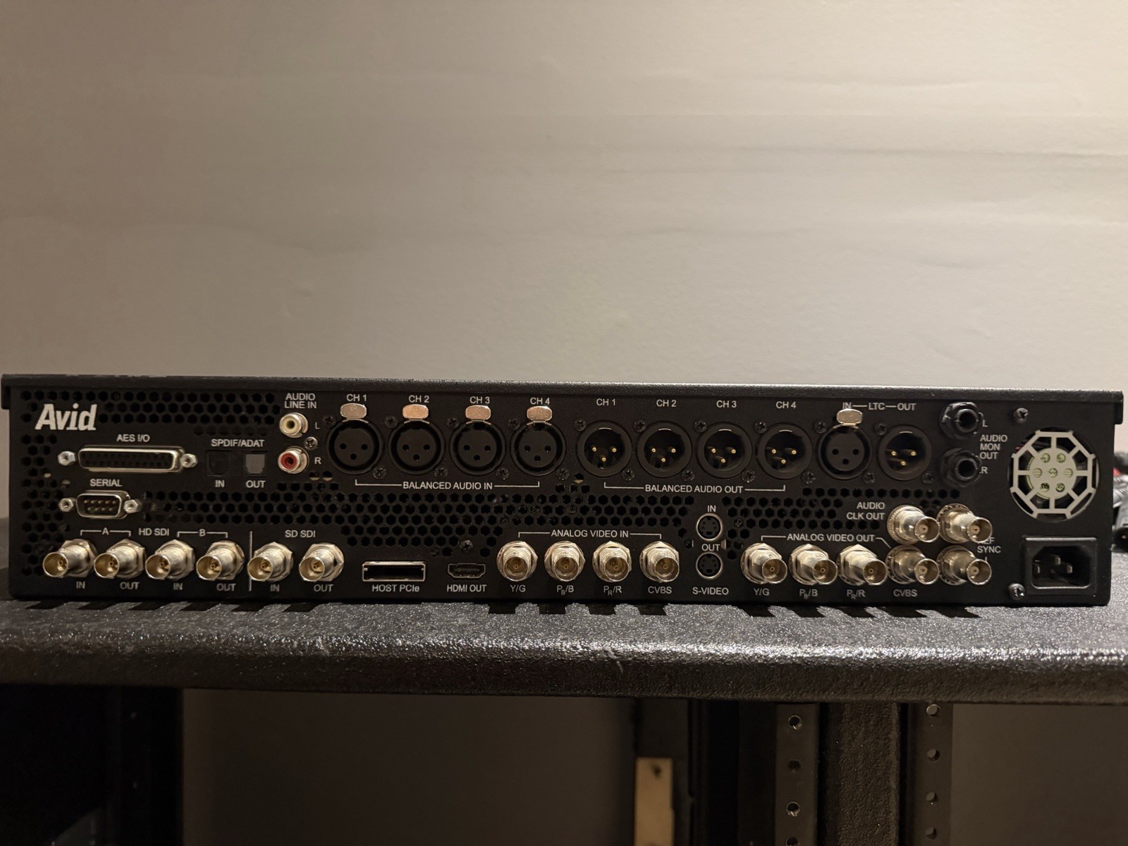 Avid Nitris DX Rackmount Video I/O Interface HD-SDI HDMI LTC MPN 7020-20084-03