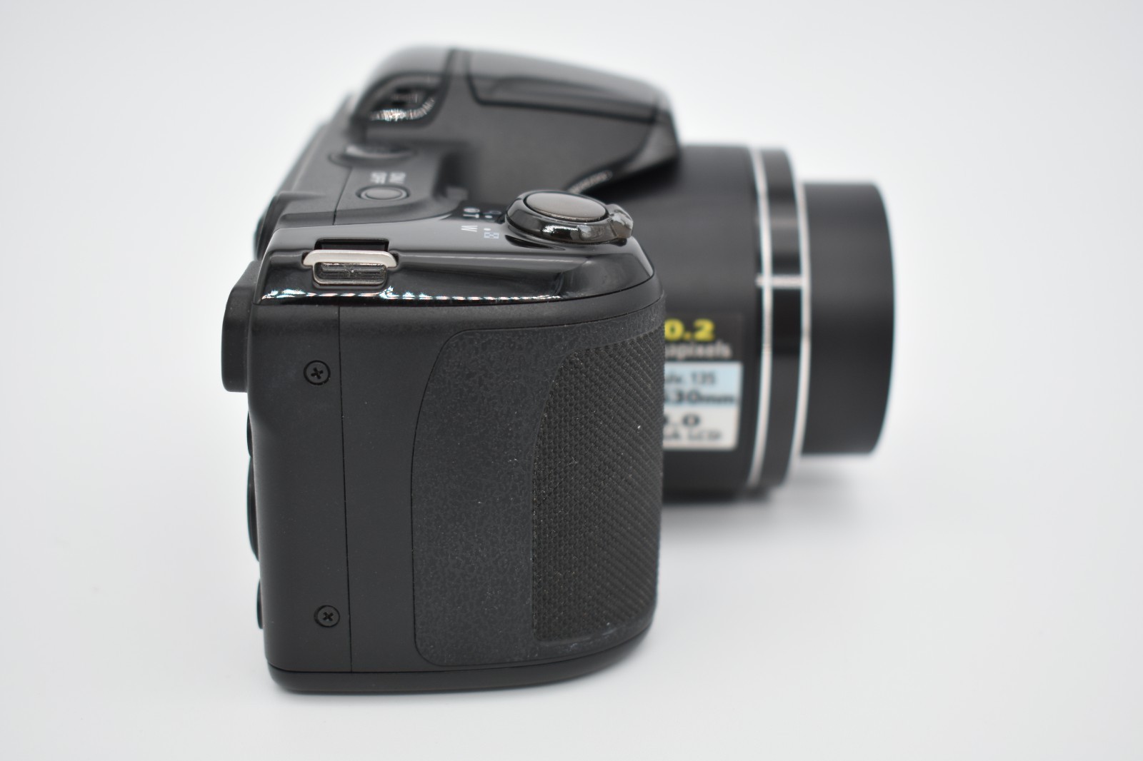 Nikon Coolpix L340 Digital Bridge Camera 20.2MP 28x Optical Zoom Bundle – TESTED