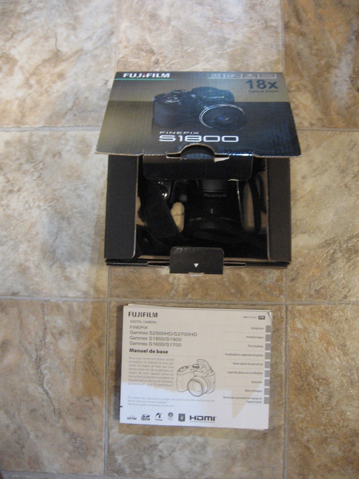 FUJIFILM FINEPIX S1800 18X OPTICAL ZOOM DIGITAL CAMERA