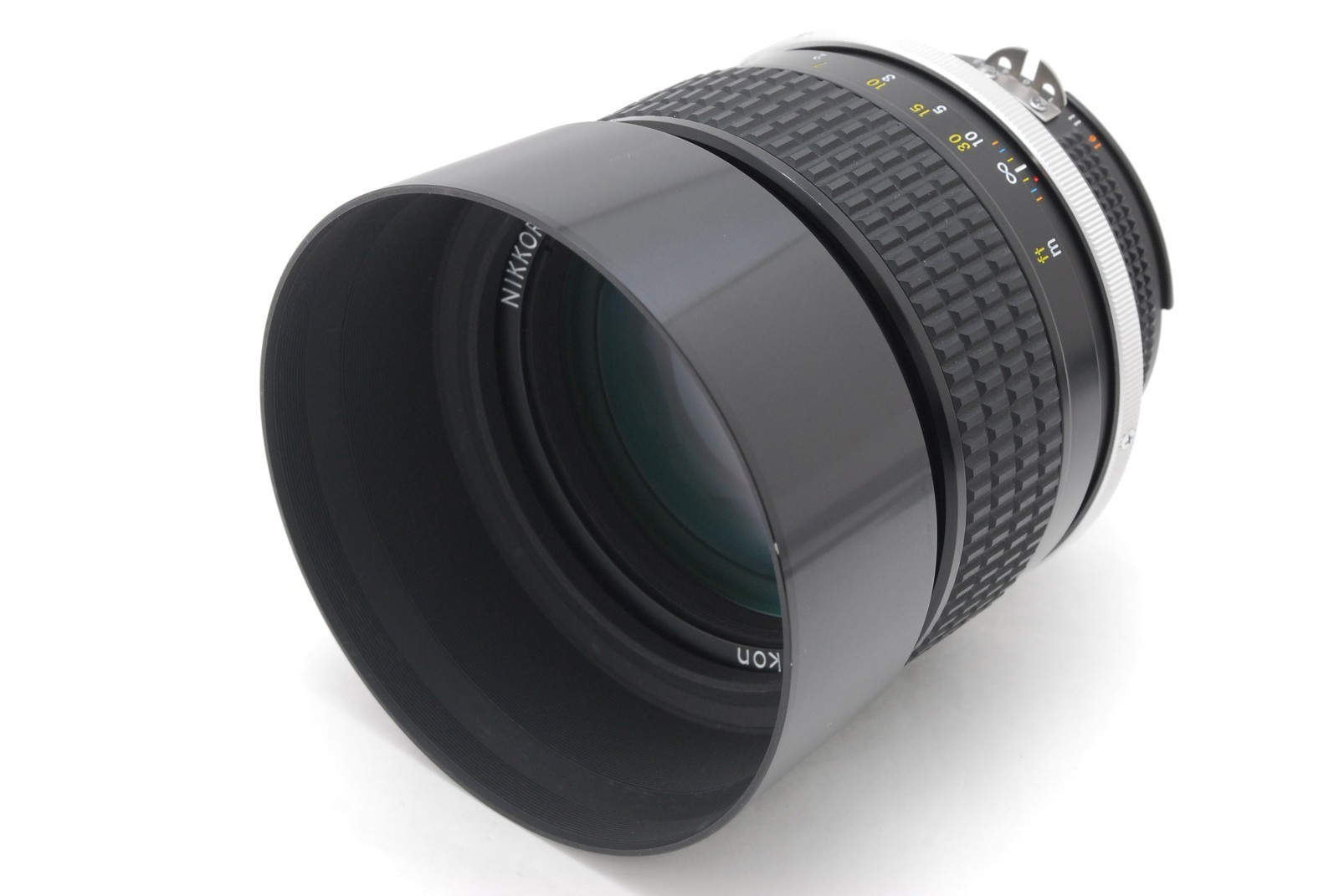 [Near MINT] Nikon Ai-S Nikkor 85mm F1.4 AIS Classic MF Portrait Prime Lens JAPAN