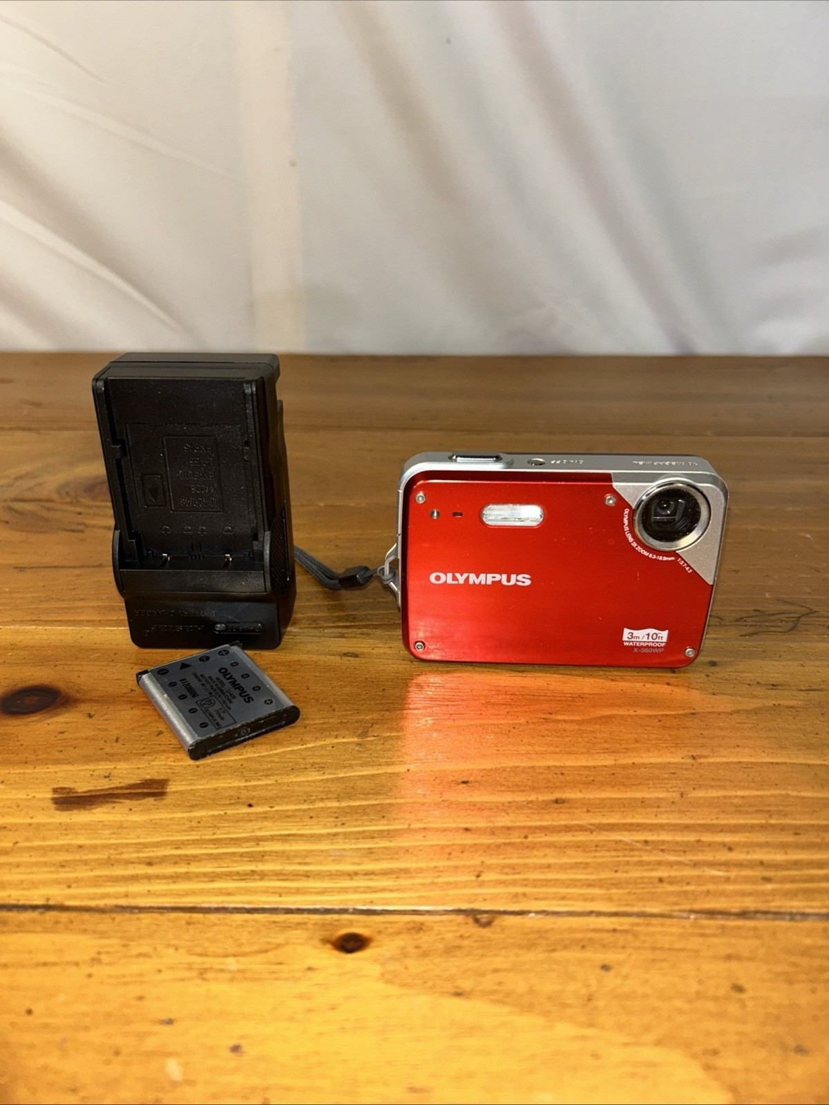 Olympus X-Series X-560WP 10.0MP Digital Camera – Red TESTED WORKS